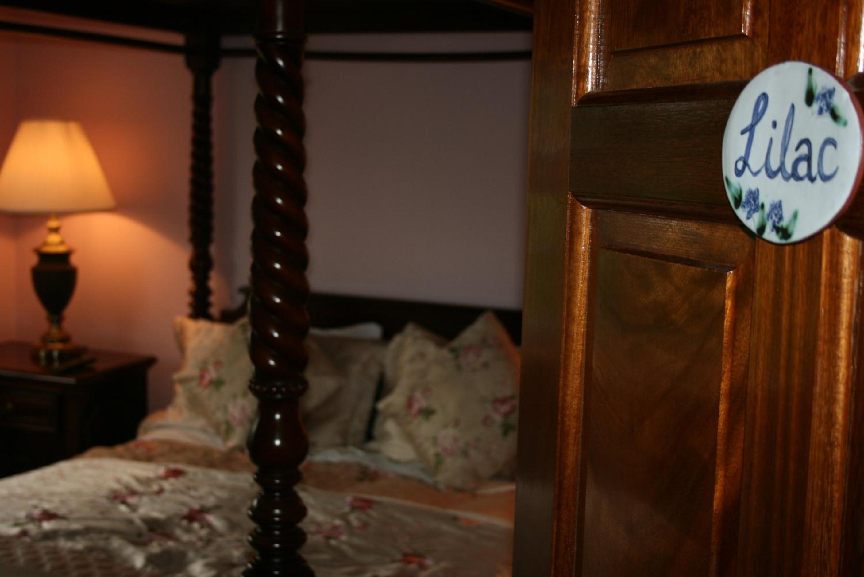 Deluxe King Room photo 2
