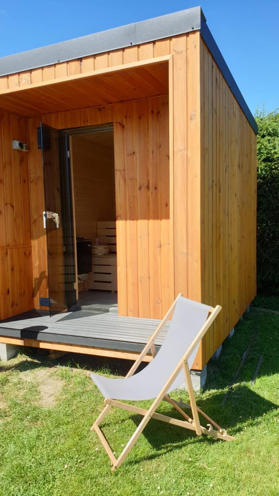 One-Bedroom House photo 3