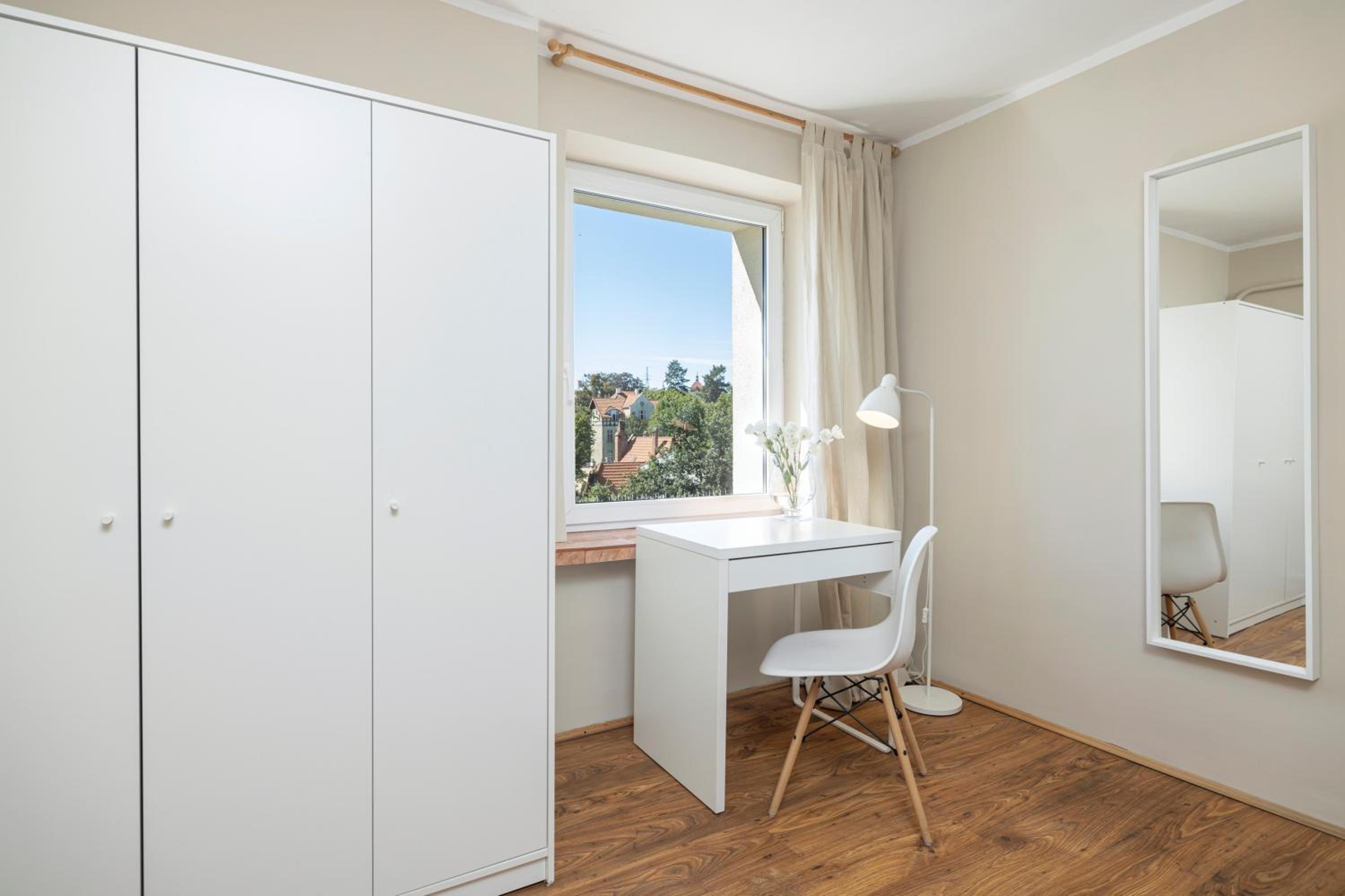 Two-Bedroom Apartment - Photo 7