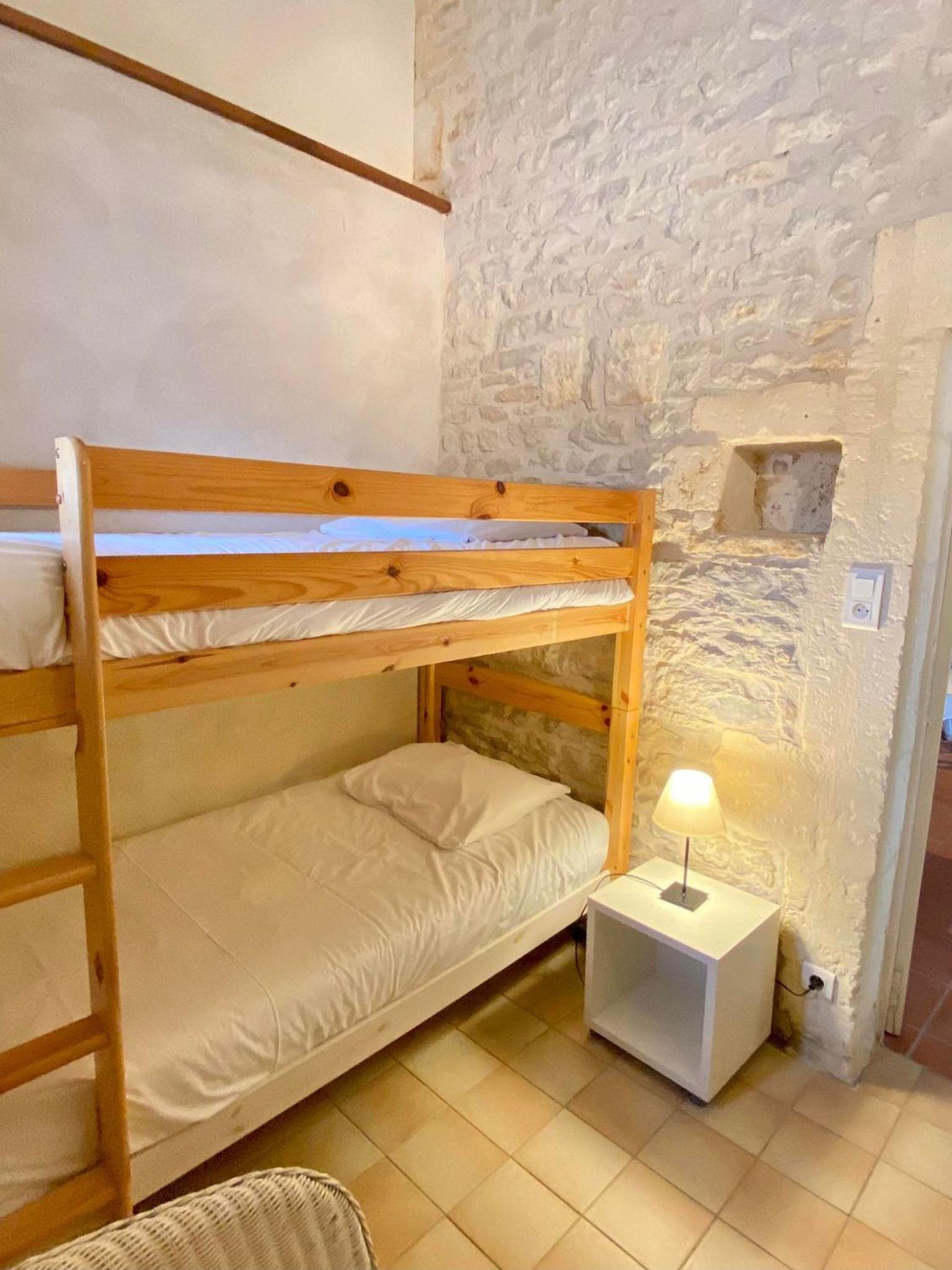 Studio (4 Adults) - Photo 2