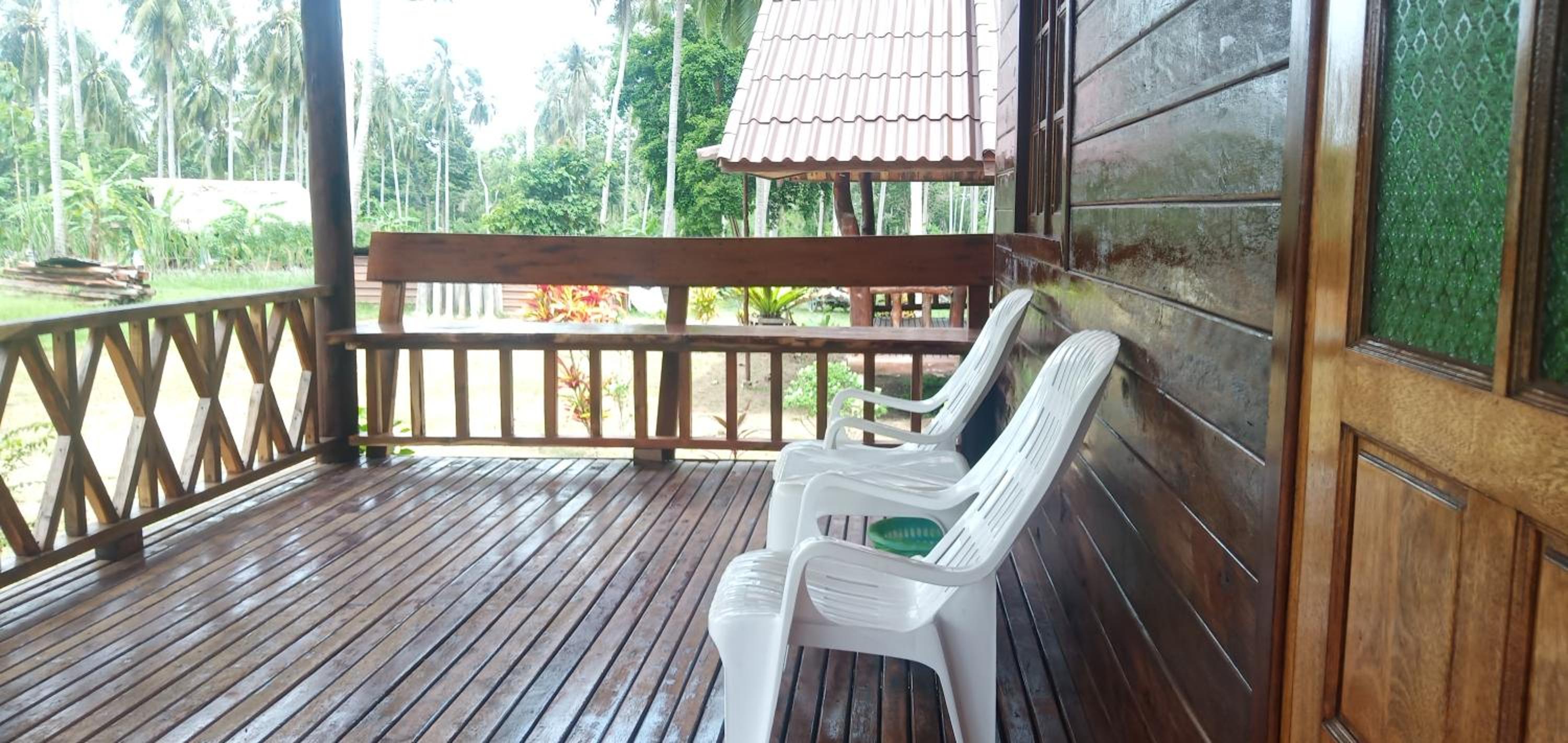 Villa with Garden View