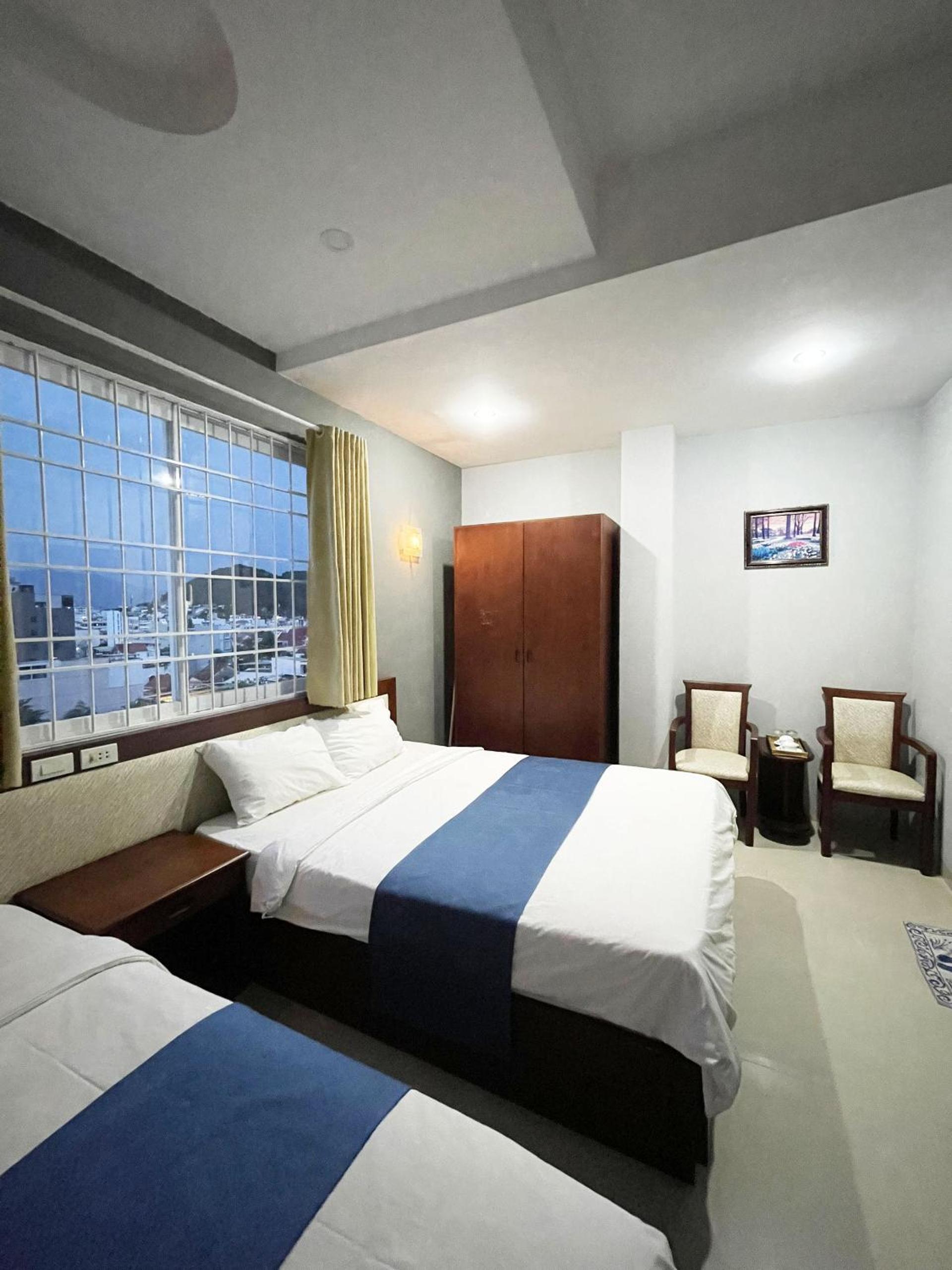 Quadruple Room with Mountain View