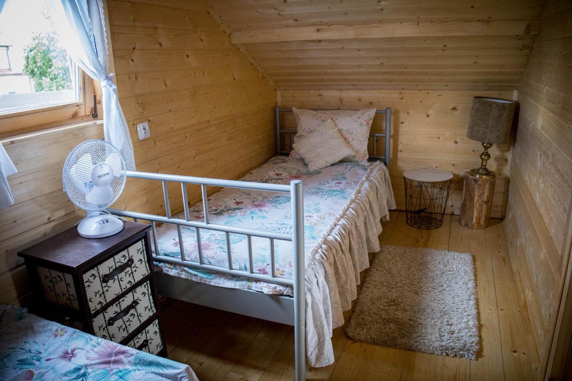Three-Bedroom House - Photo 38