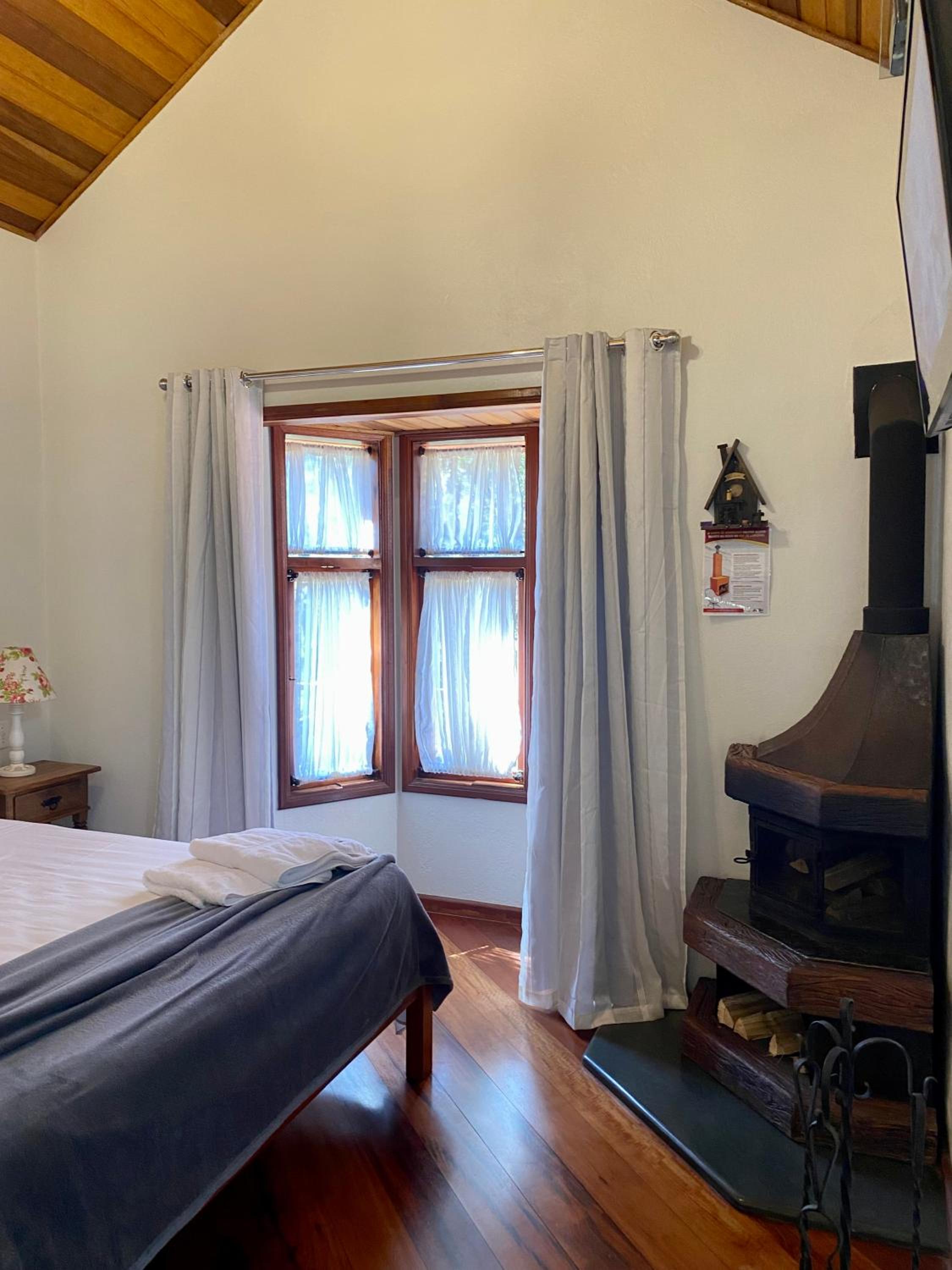 Deluxe Queen Room photo 2