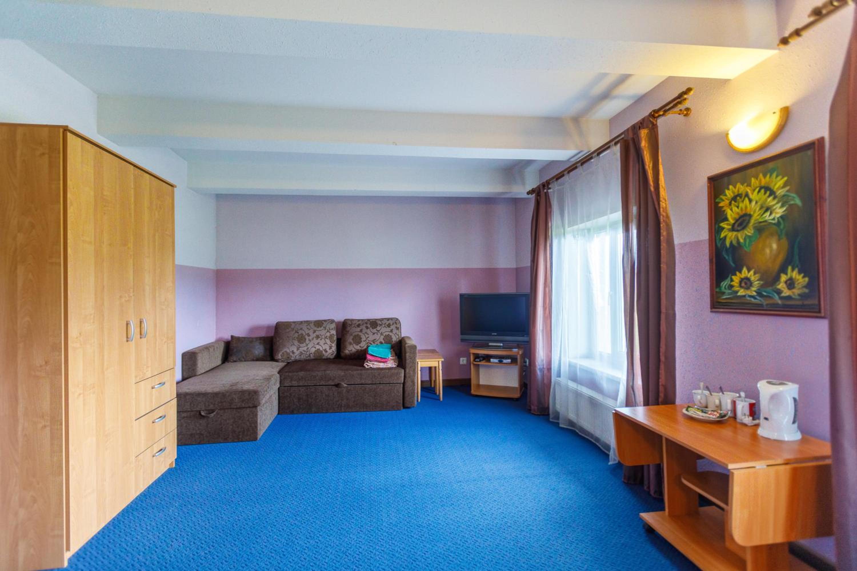 Quadruple Room - Photo 3
