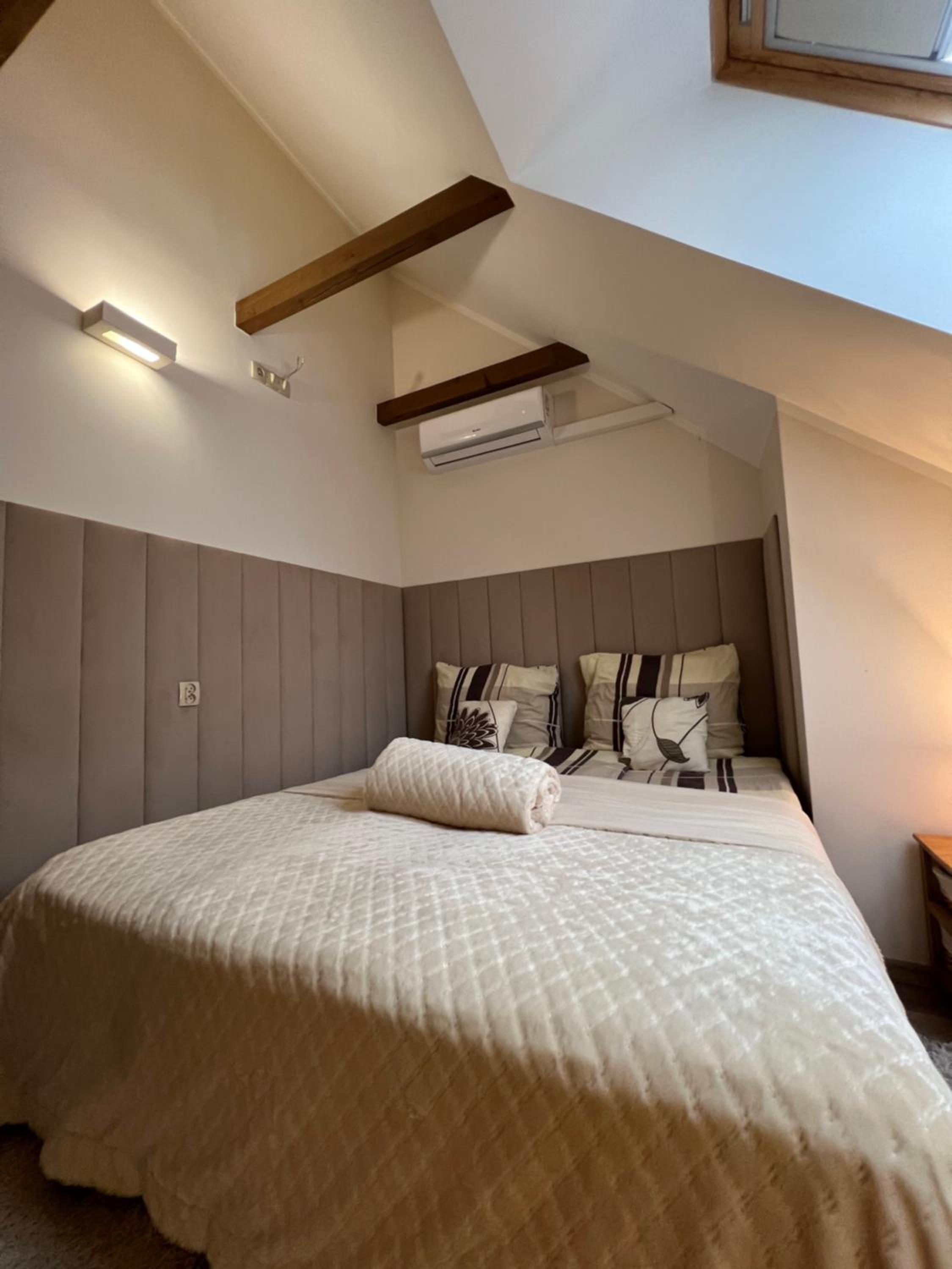 Apartment - Photo 36