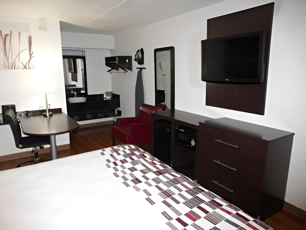 Red Roof Inn St Louis - Florissant