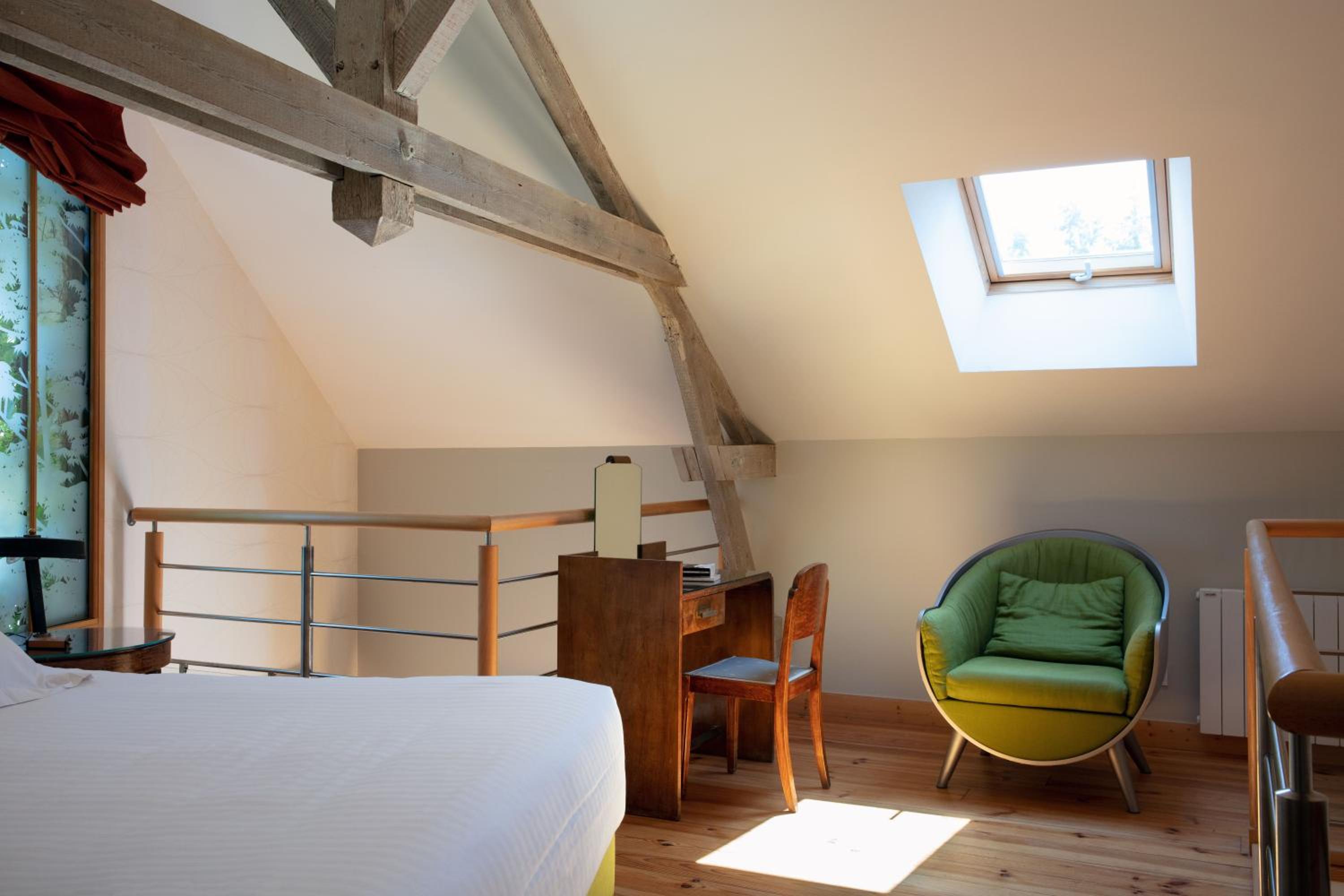 Suite 1 or 2 people photo 3