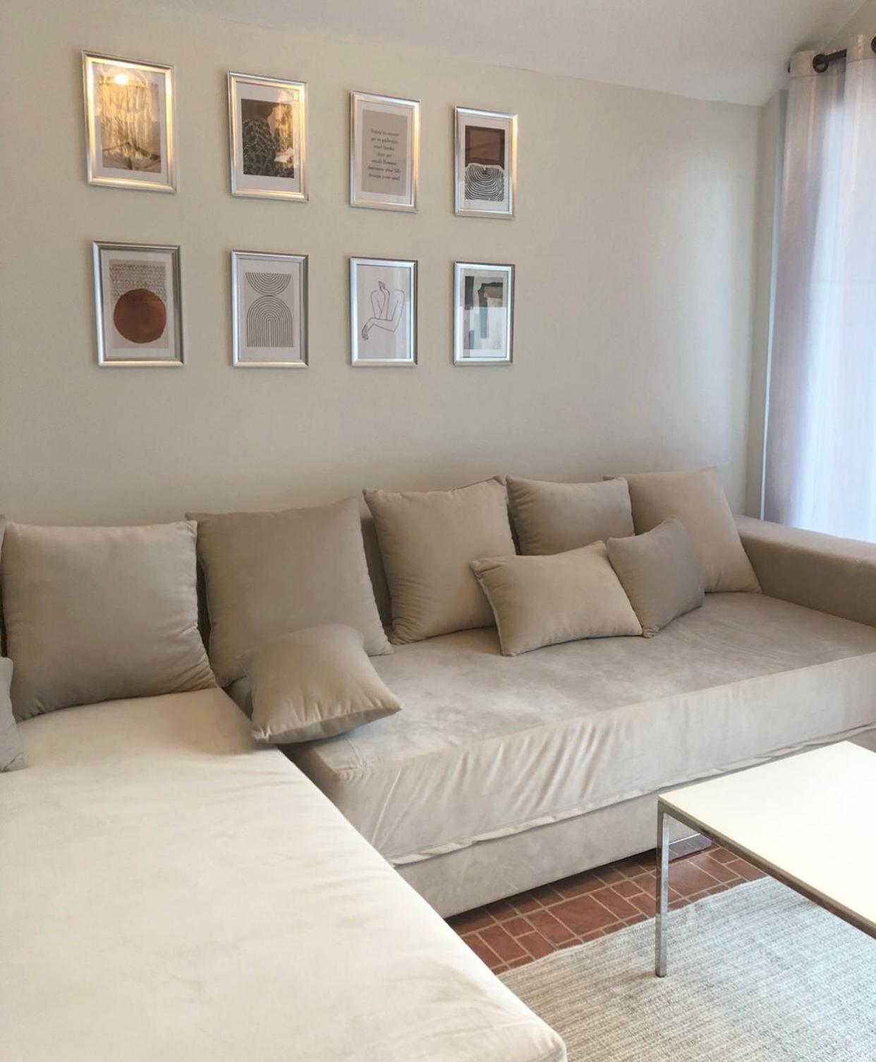 Three-Bedroom House photo 3