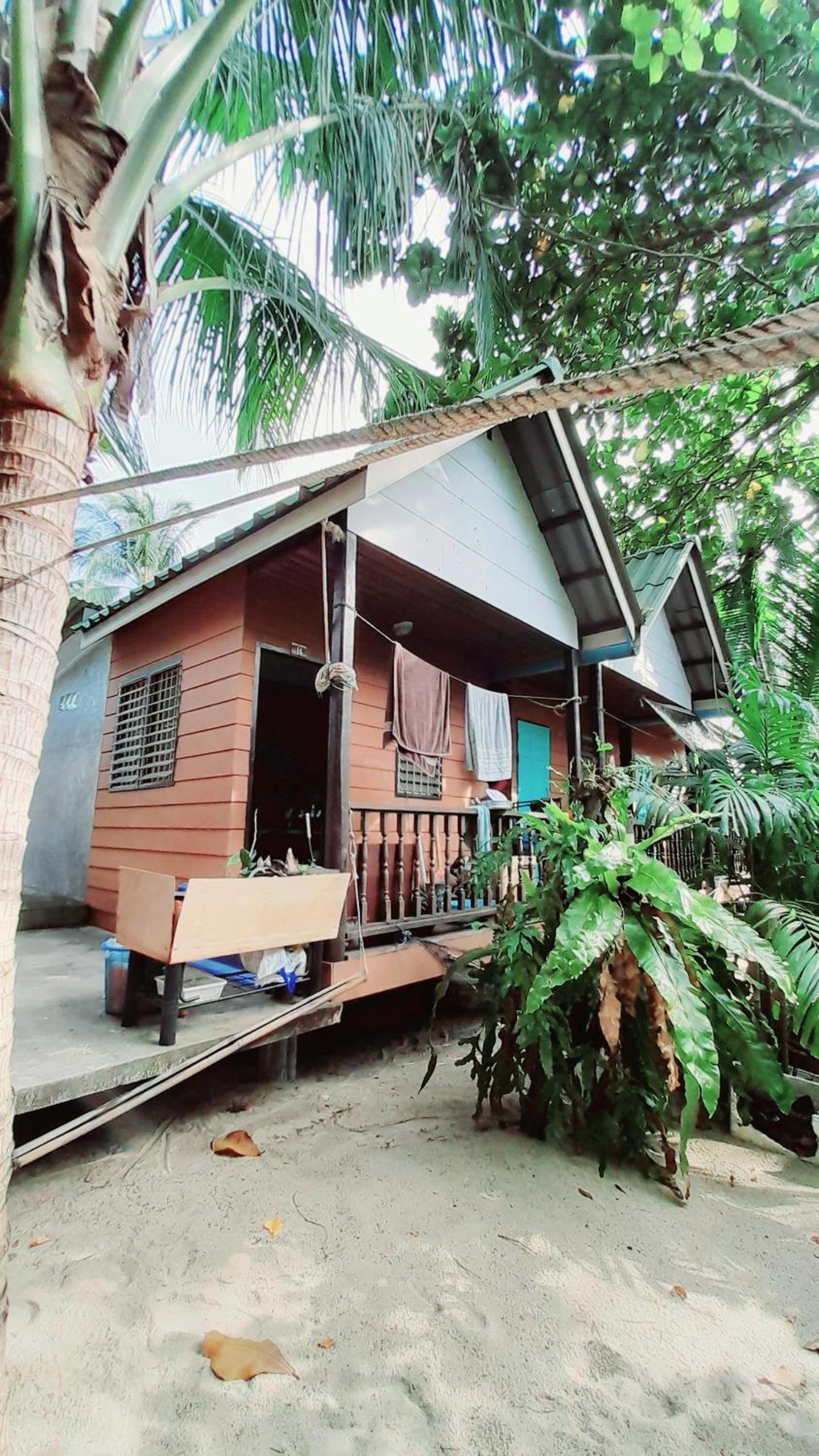 Bungalow with Garden View photo 2