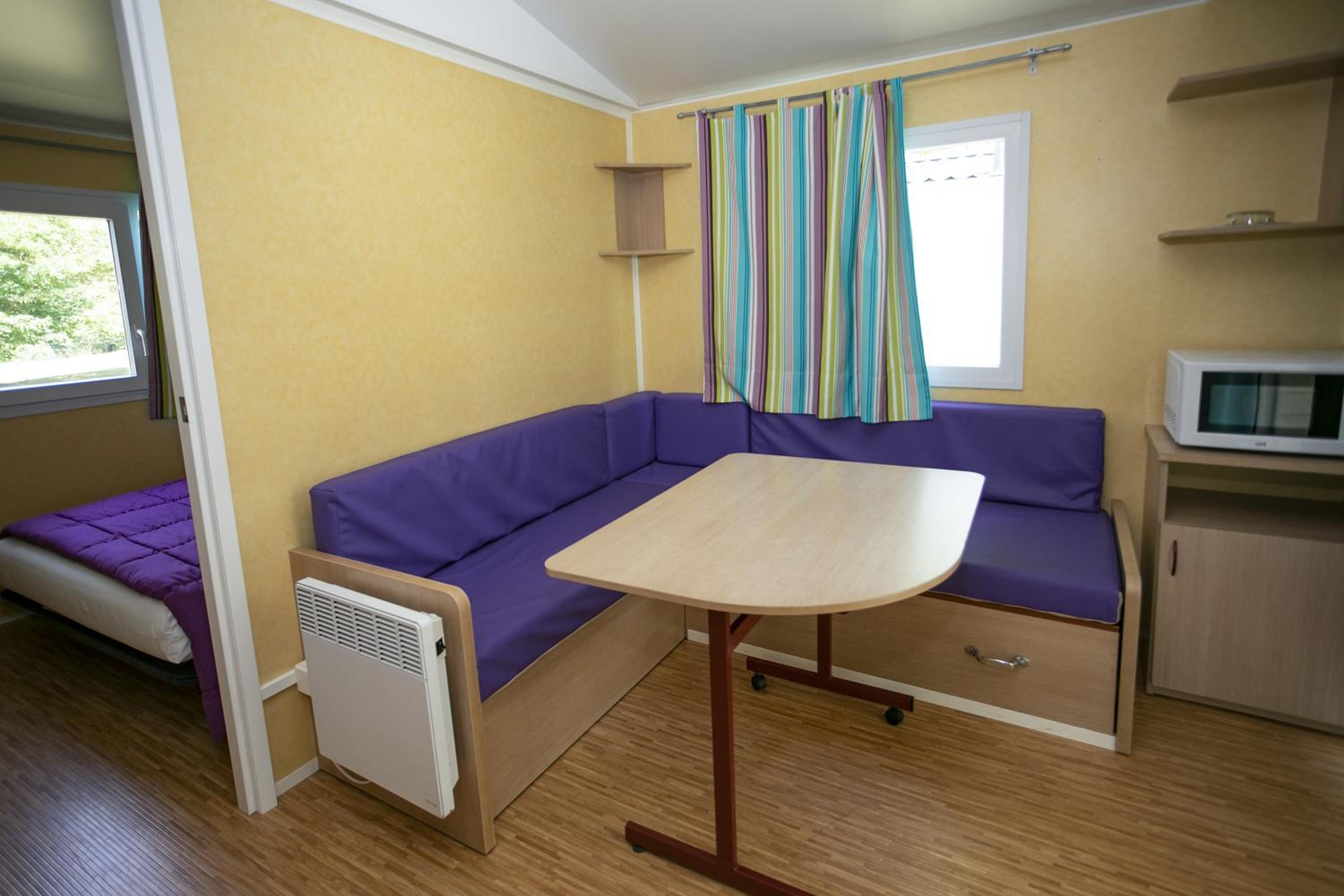 Mobile Home photo 3