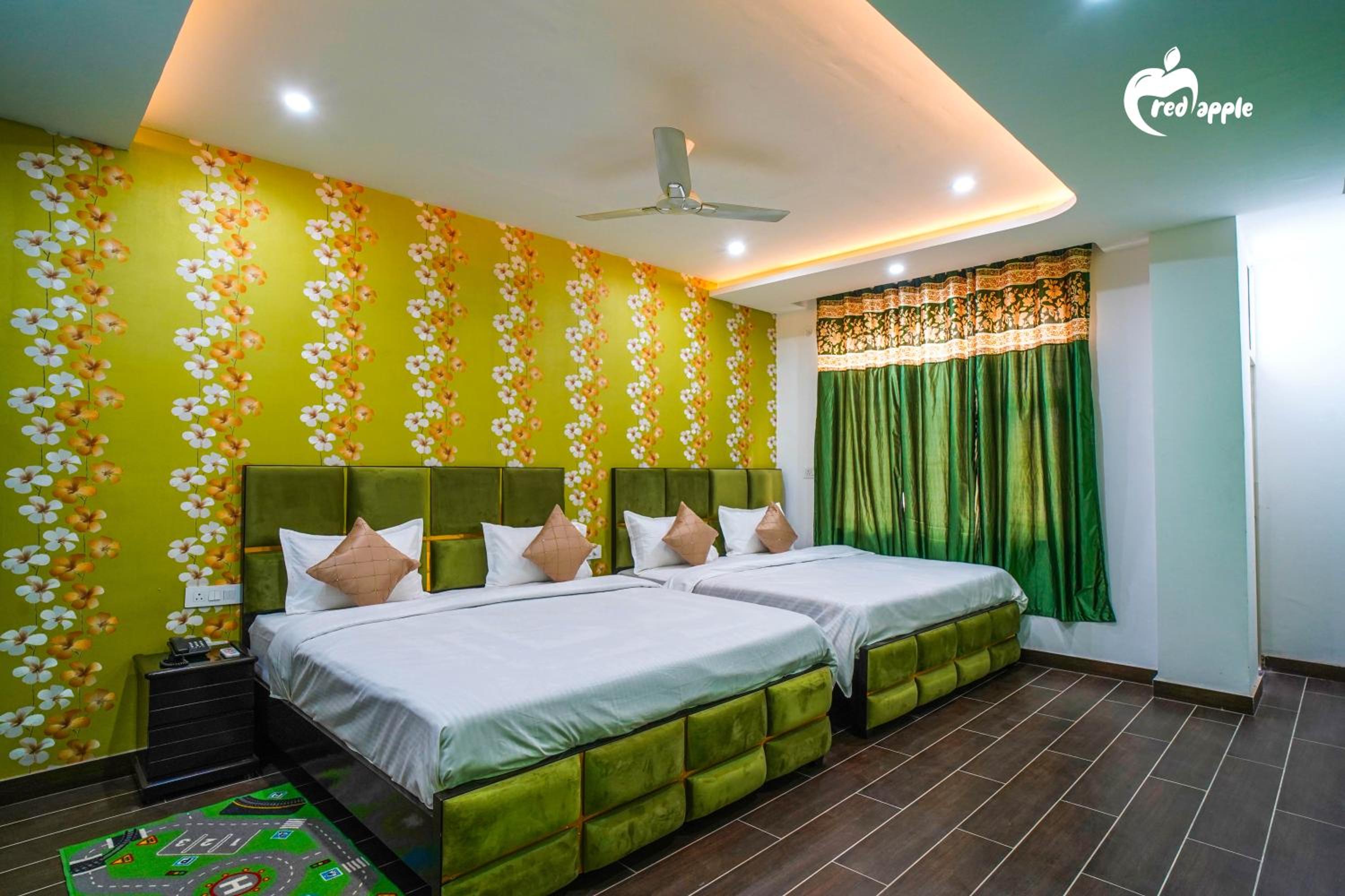 Double or Twin Room - Photo 3