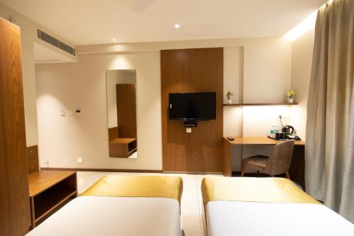 Deluxe Twin Room