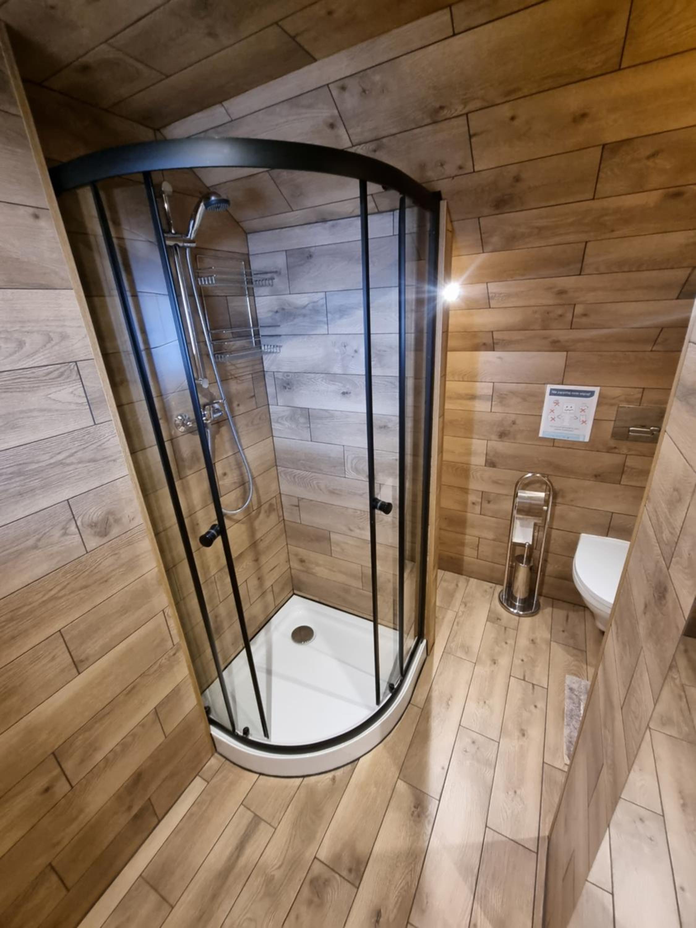Basic Triple Room - Photo 1