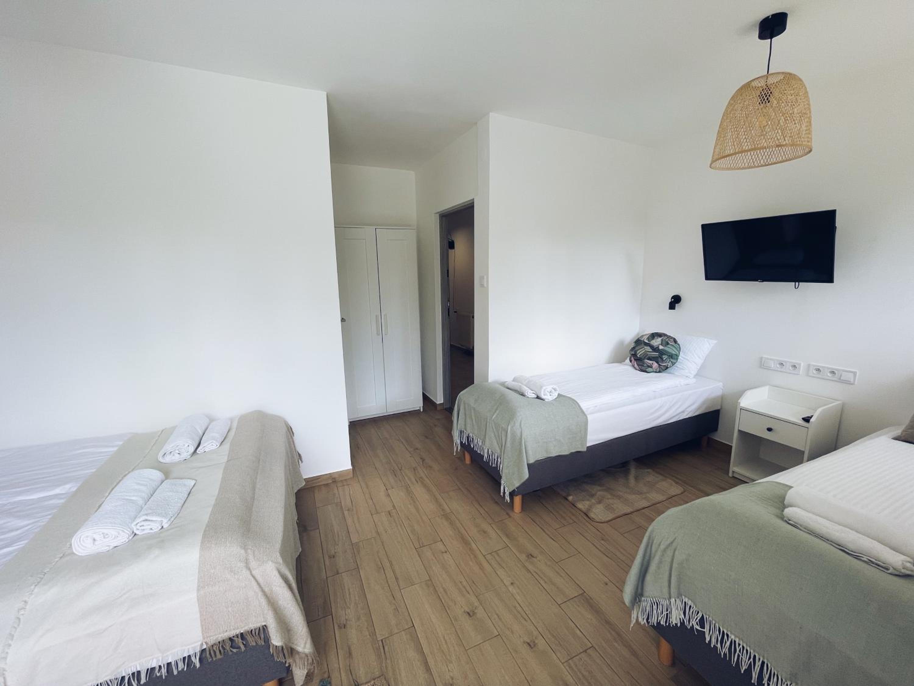 Quadruple Room with Balcony photo 2
