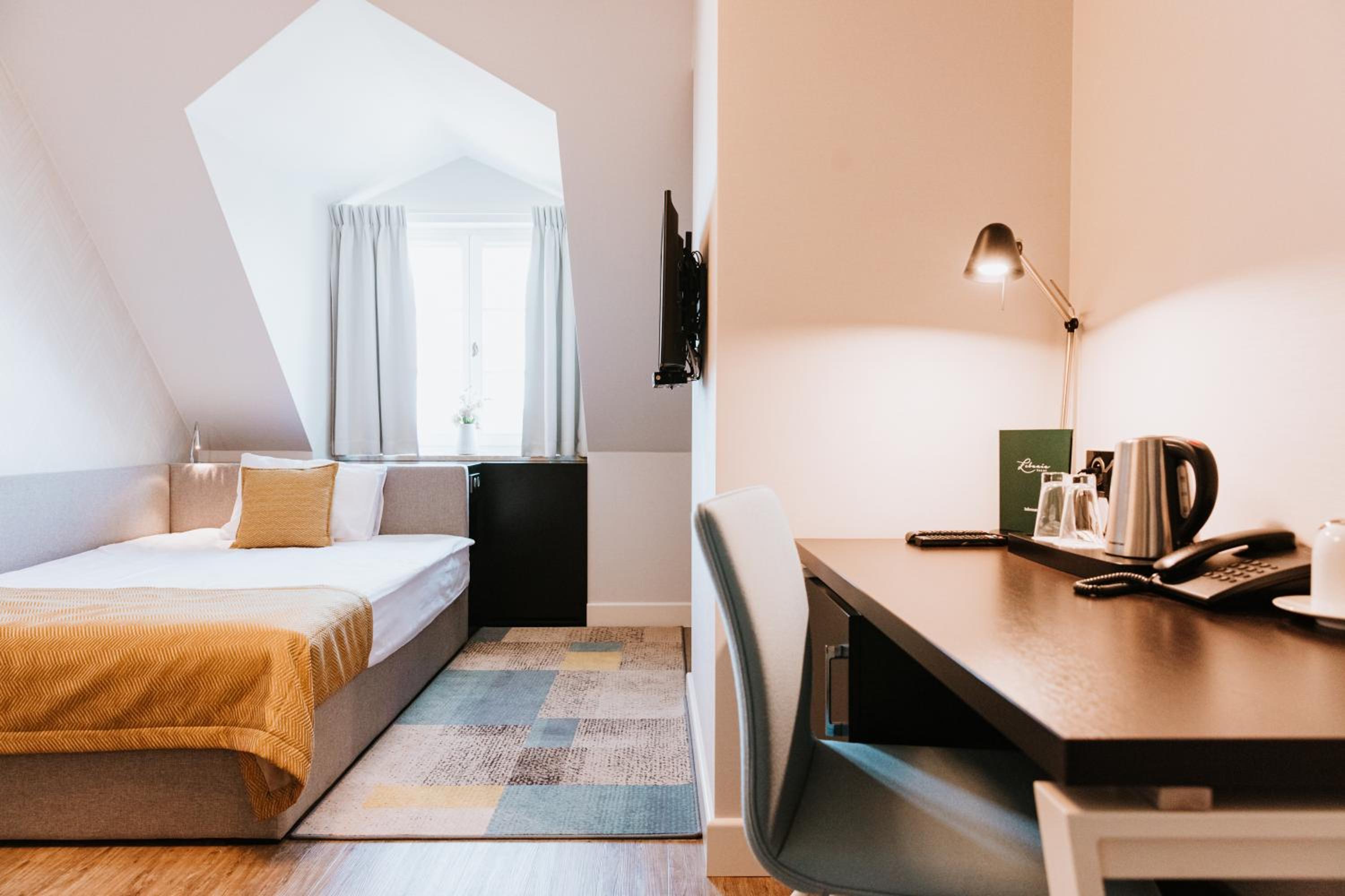 Small Double Room photo 2
