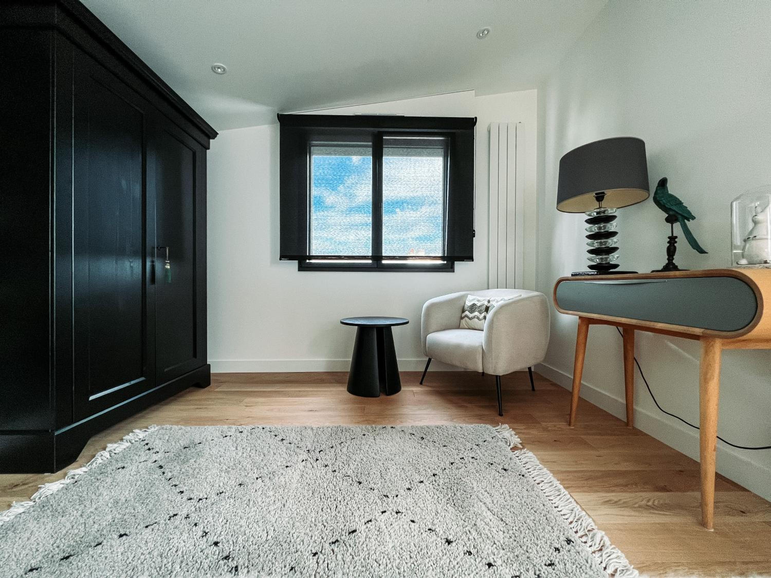 Deluxe Queen Room photo 3