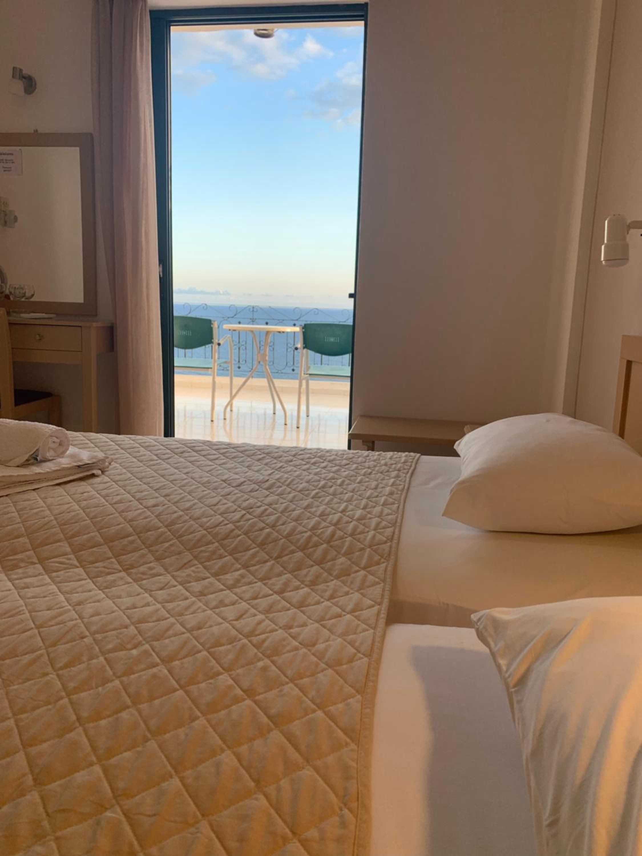 Studio with Sea View (3-4 Adults) photo 2