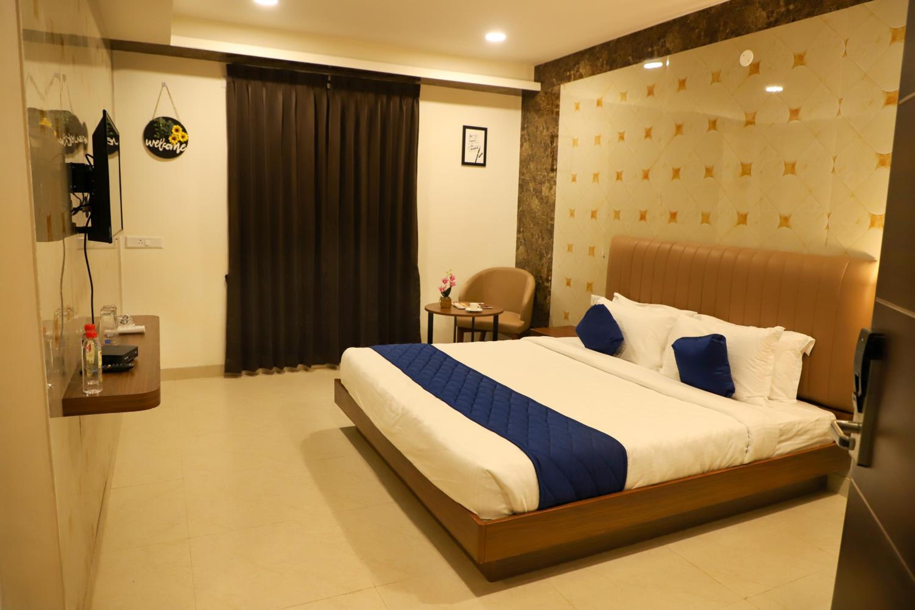 King Suite with Balcony