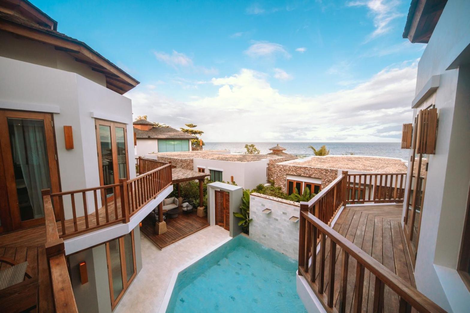 Family Room with Sea View - Photo 4