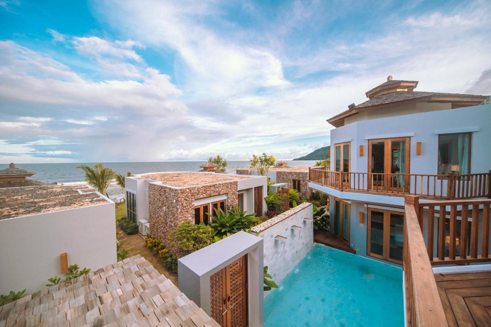 Family Room with Sea View - Photo 5