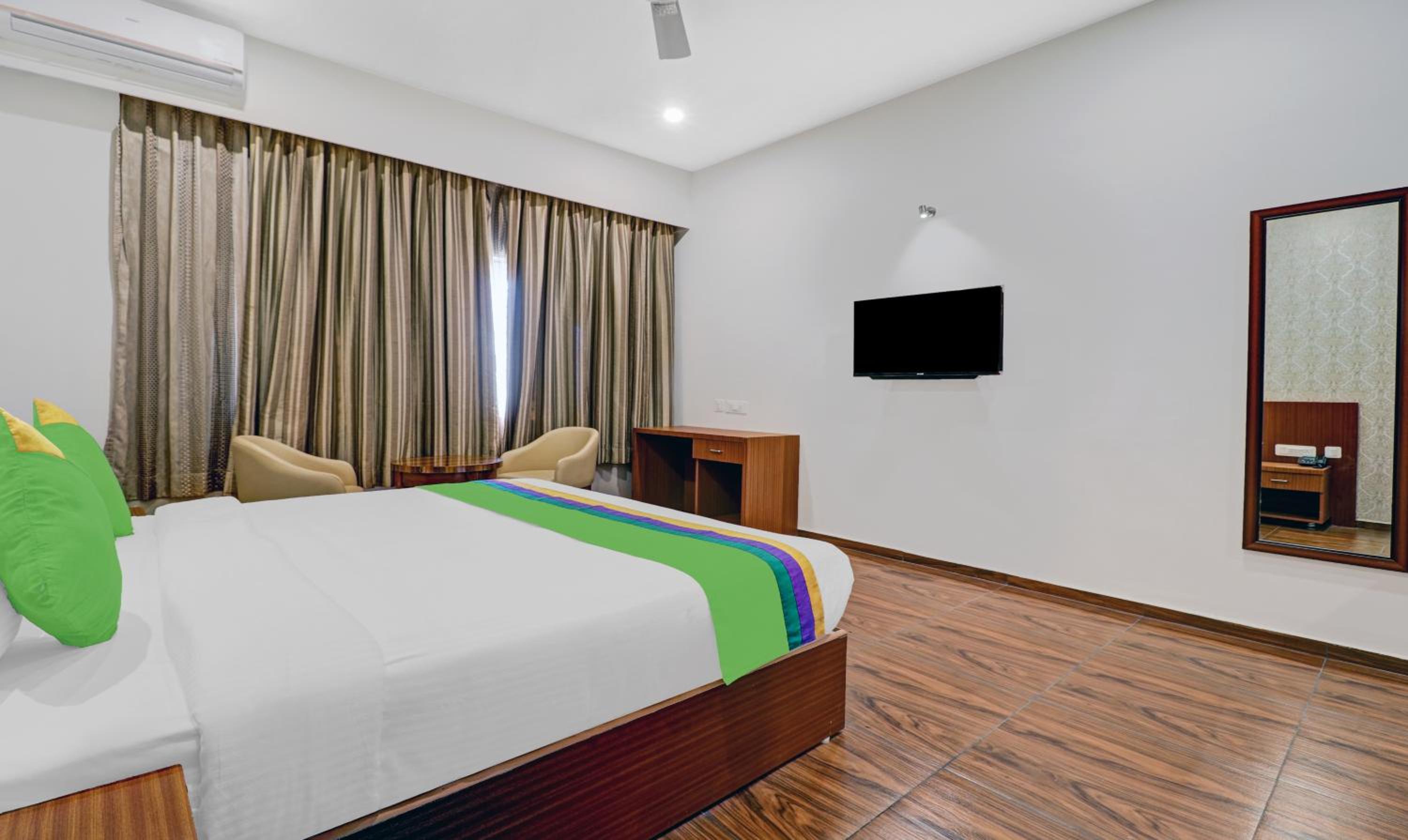 Deluxe Double Room photo 2