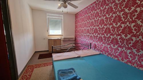 Deluxe Apartment photo 2