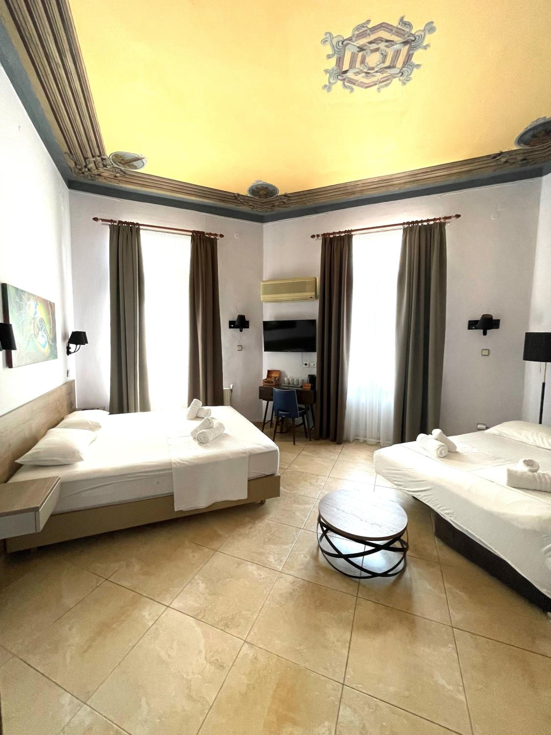Deluxe Quadruple Room photo 1