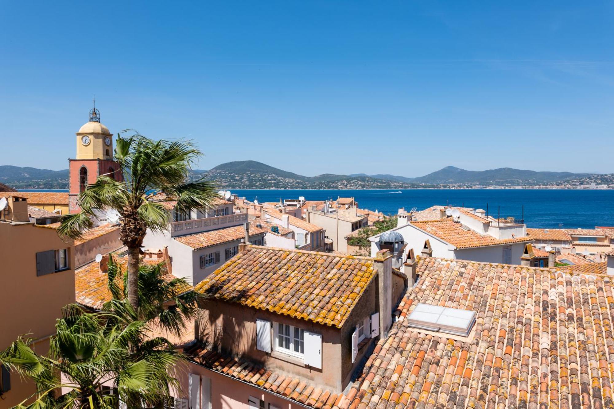 Double Room with Balcony and Sea View photo 3