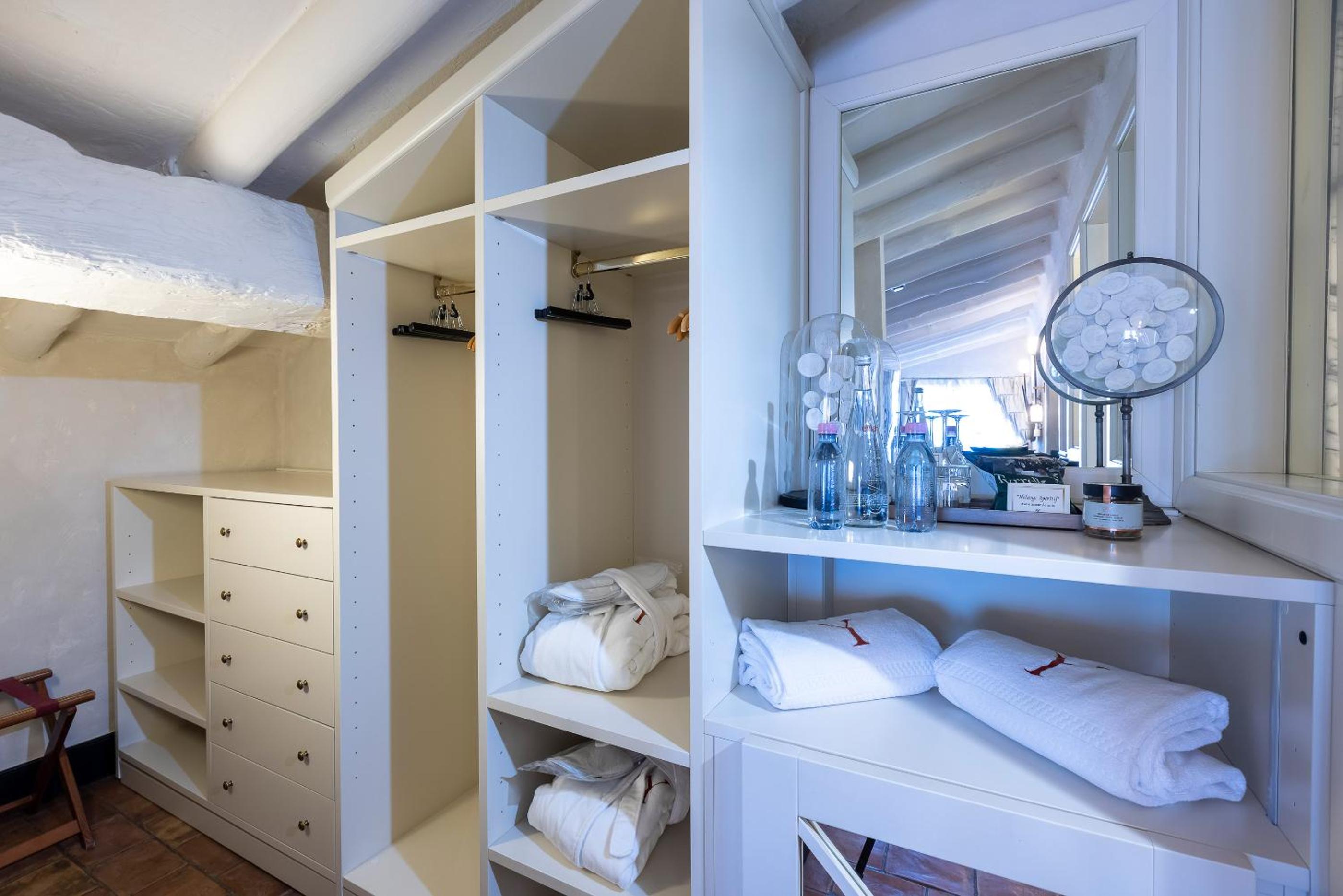 Double Room with Balcony and Sea View
