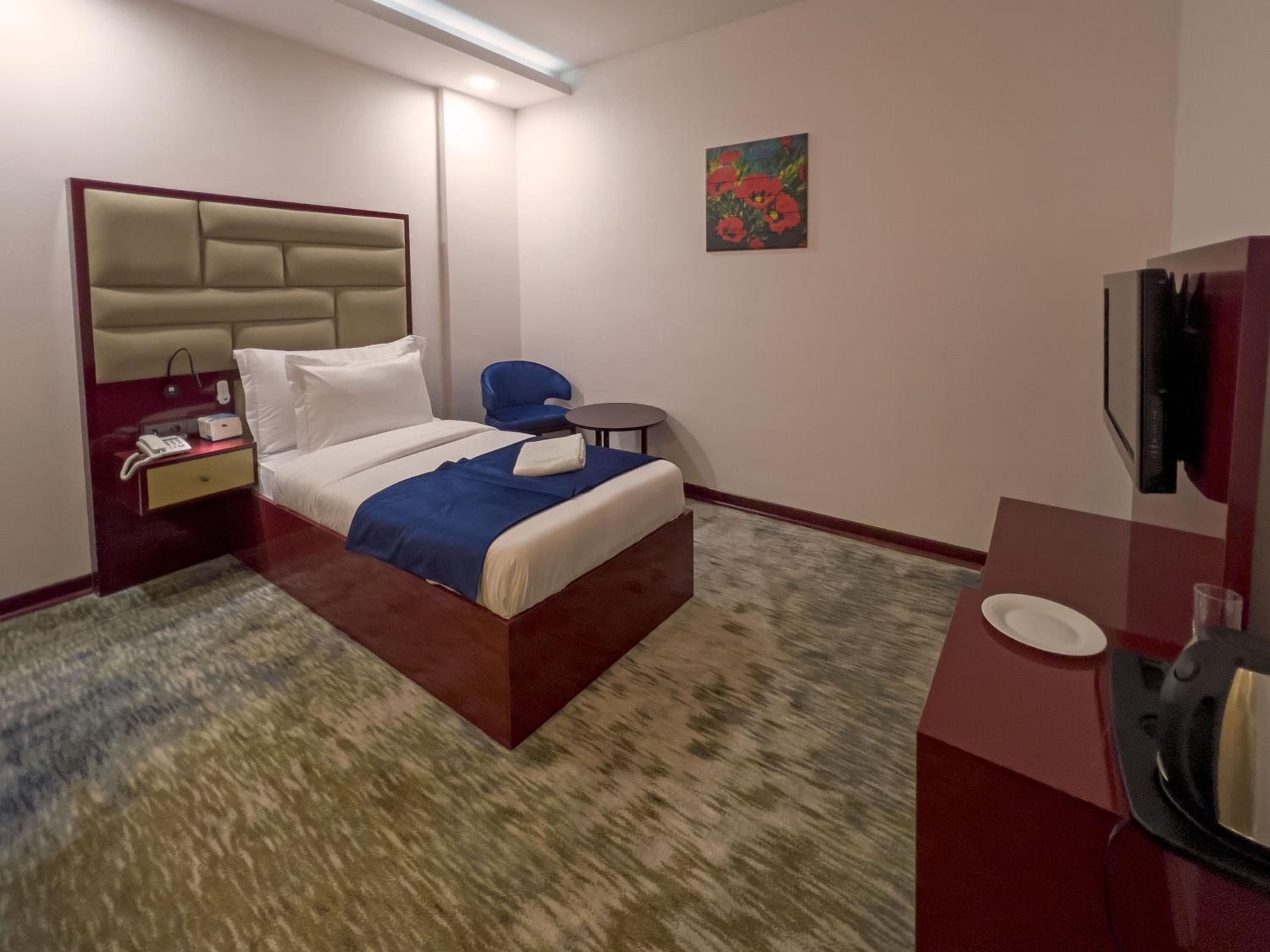 Small Single Room