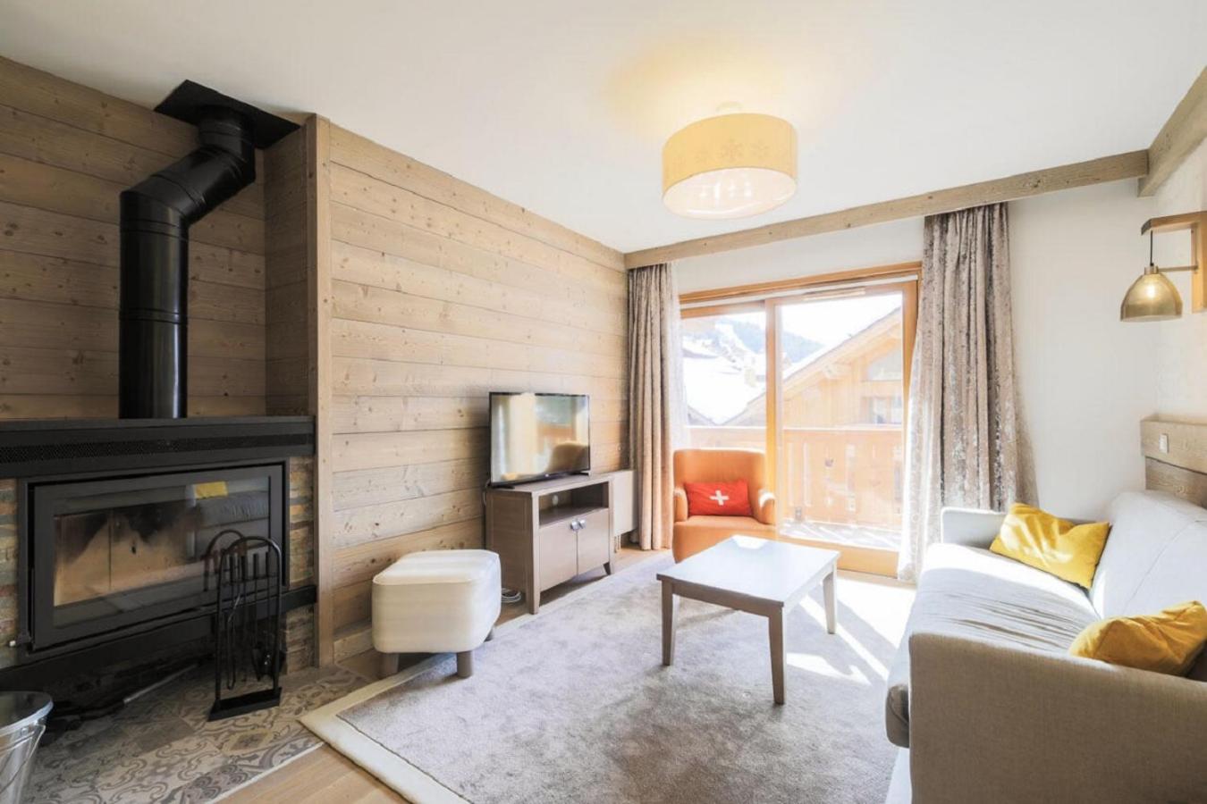 Exclusive Two-Bedroom Apartment (6 People)