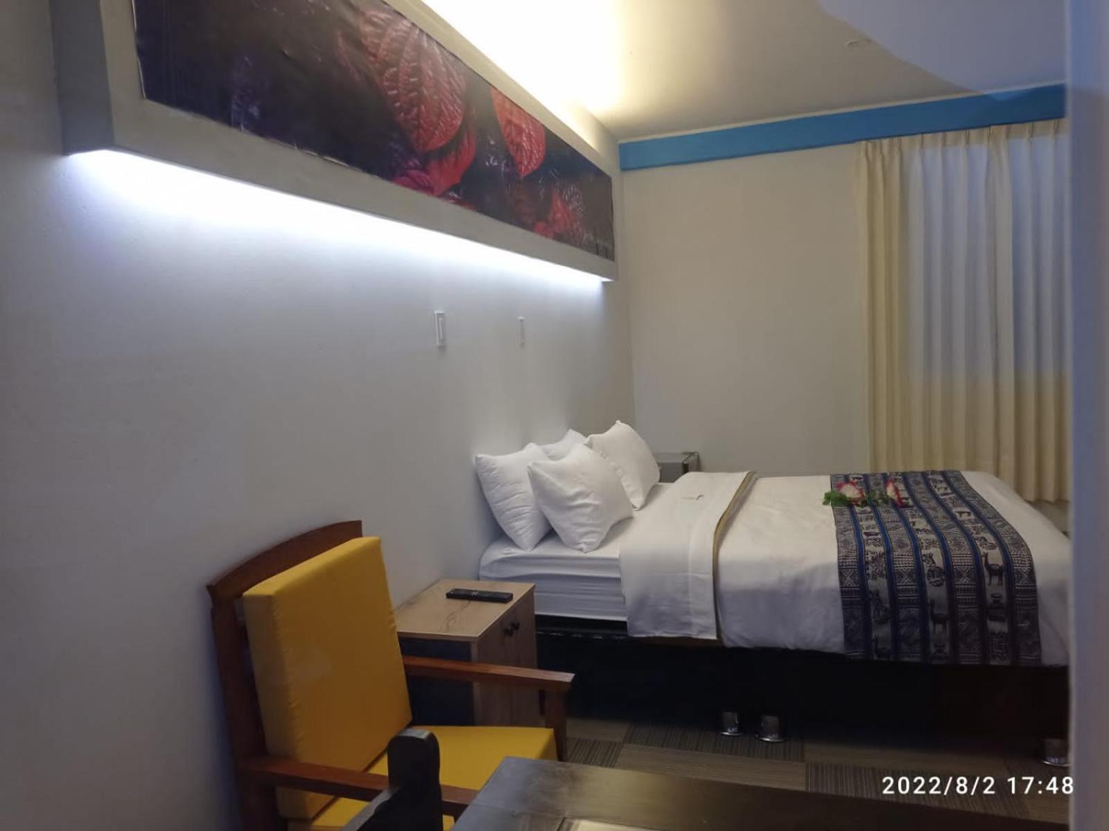 Deluxe Queen Room