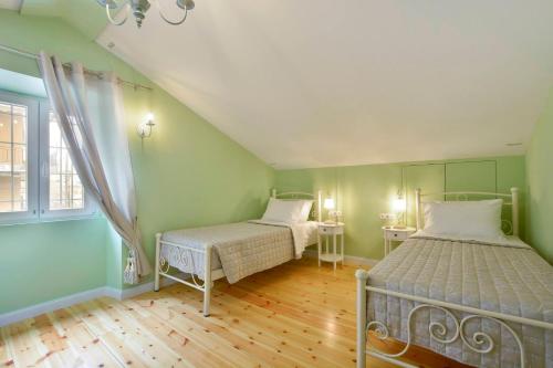 Double or Twin Room with Shower