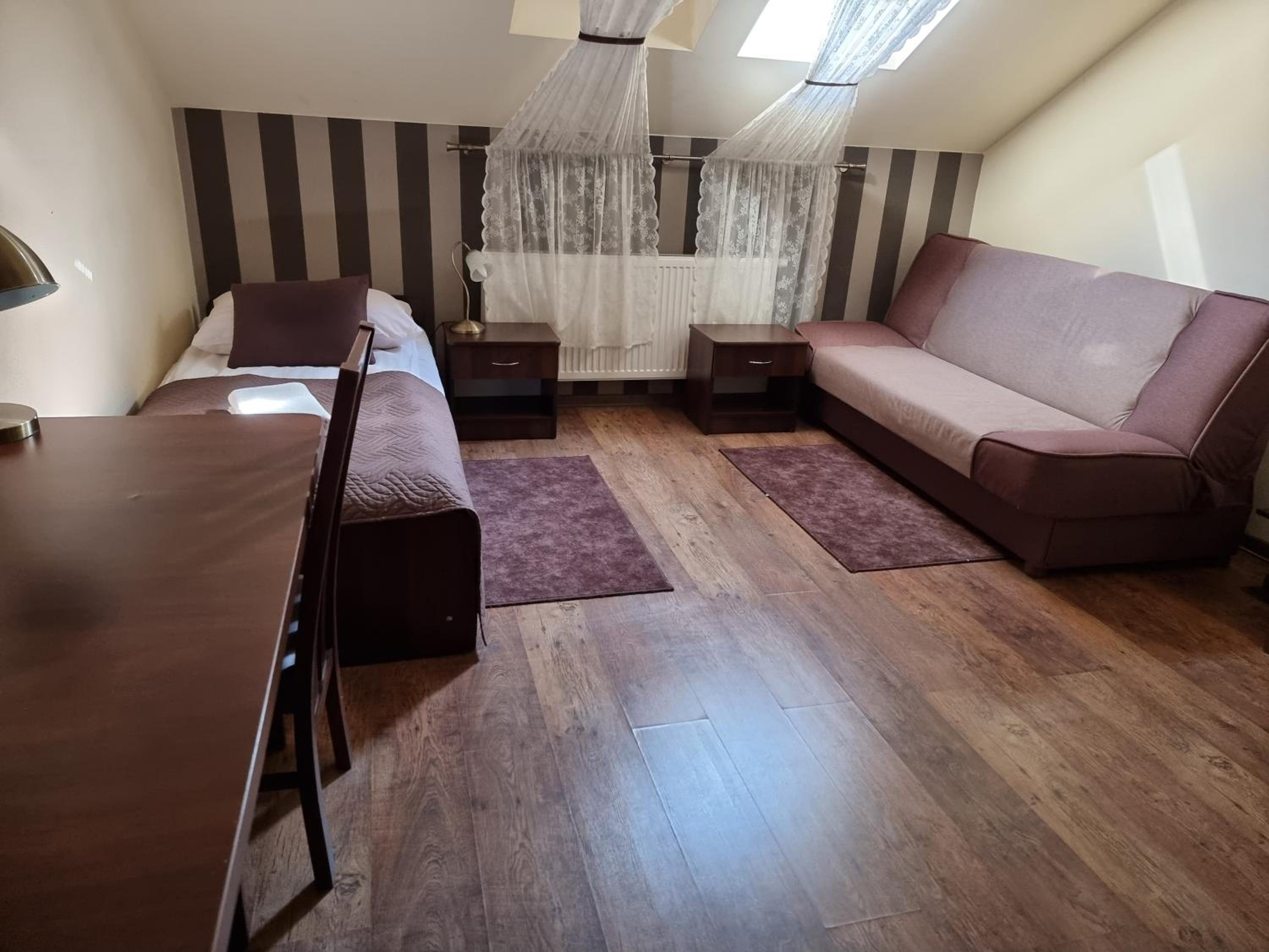 Single Room photo 3