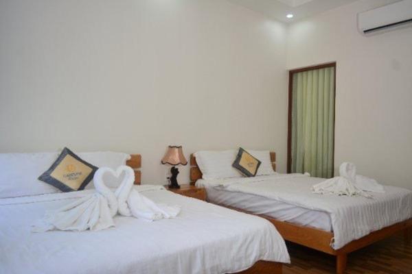 Superior Queen Room with Two Queen Beds photo 2