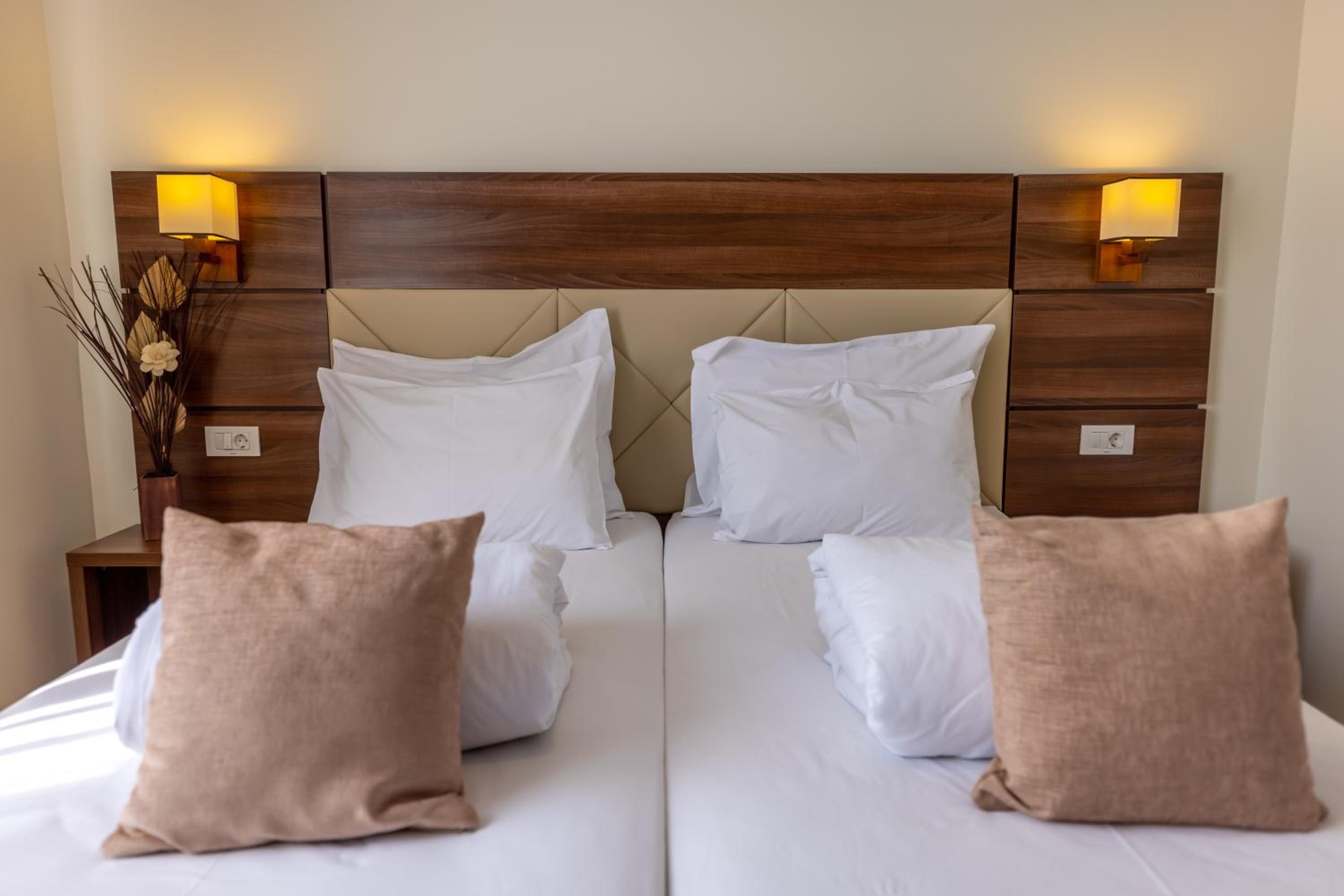 Double or Twin Room with Private External Bathroom photo 2