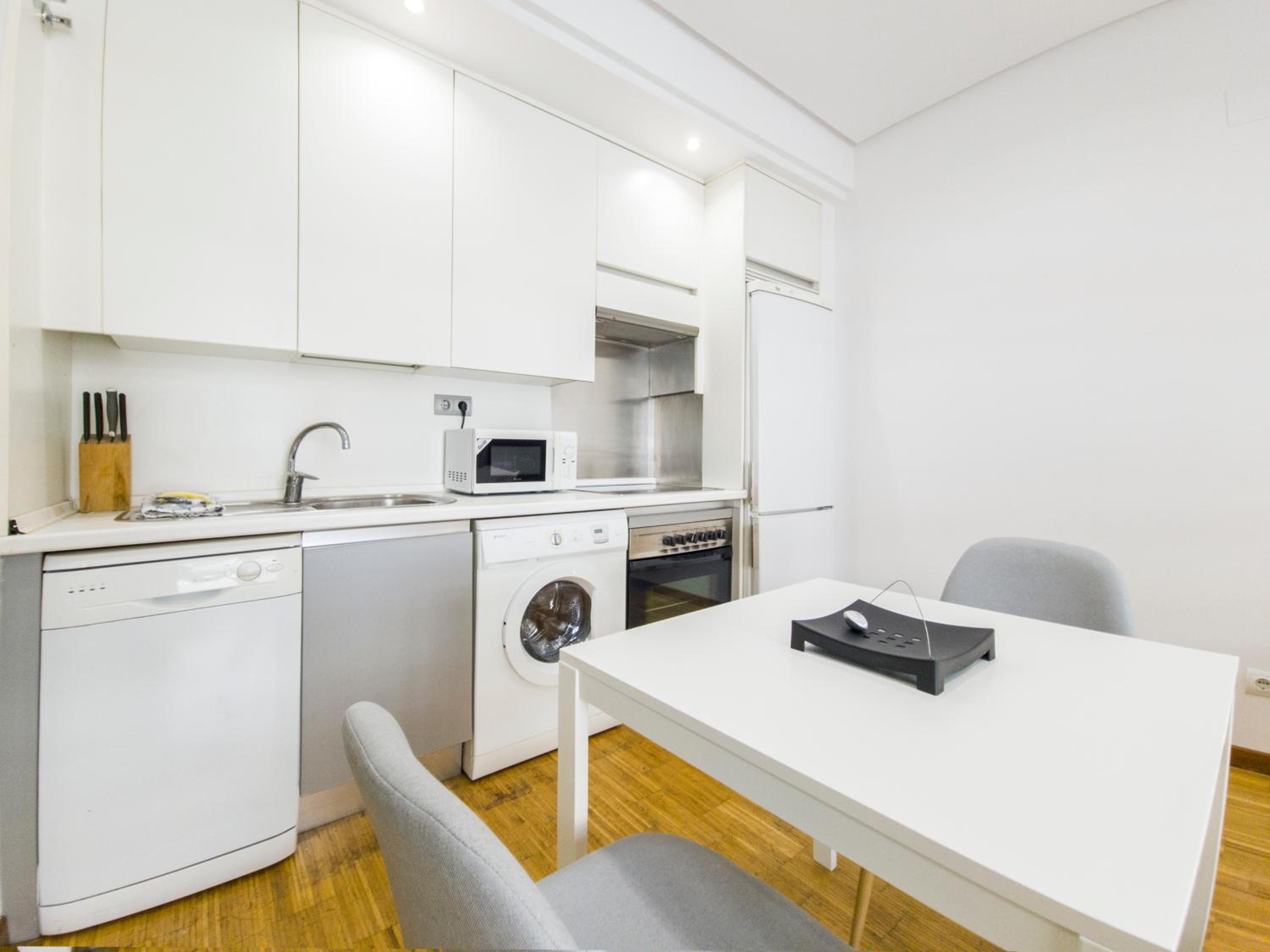 Studio (3 Adults) photo 1