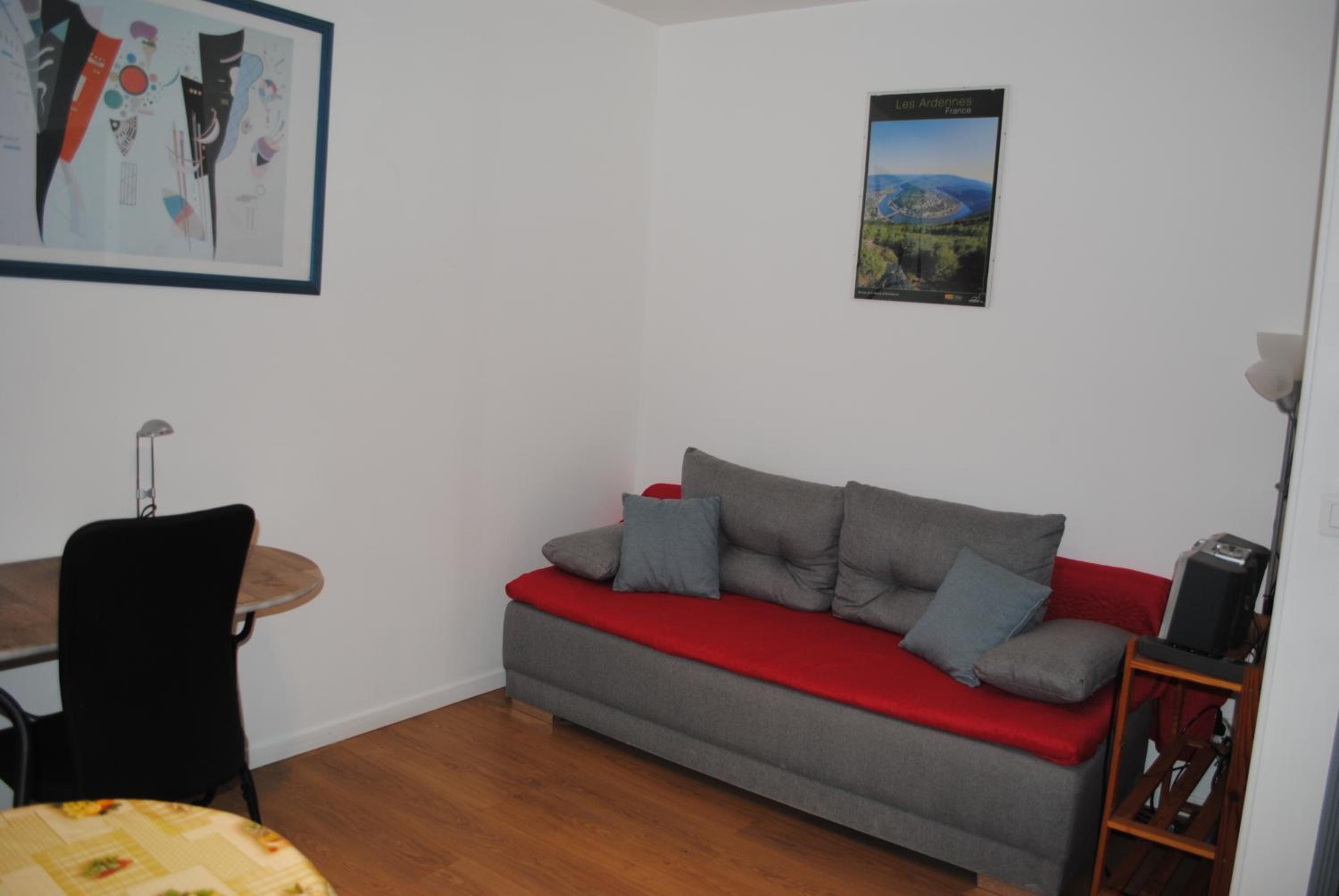 Apartment photo 3