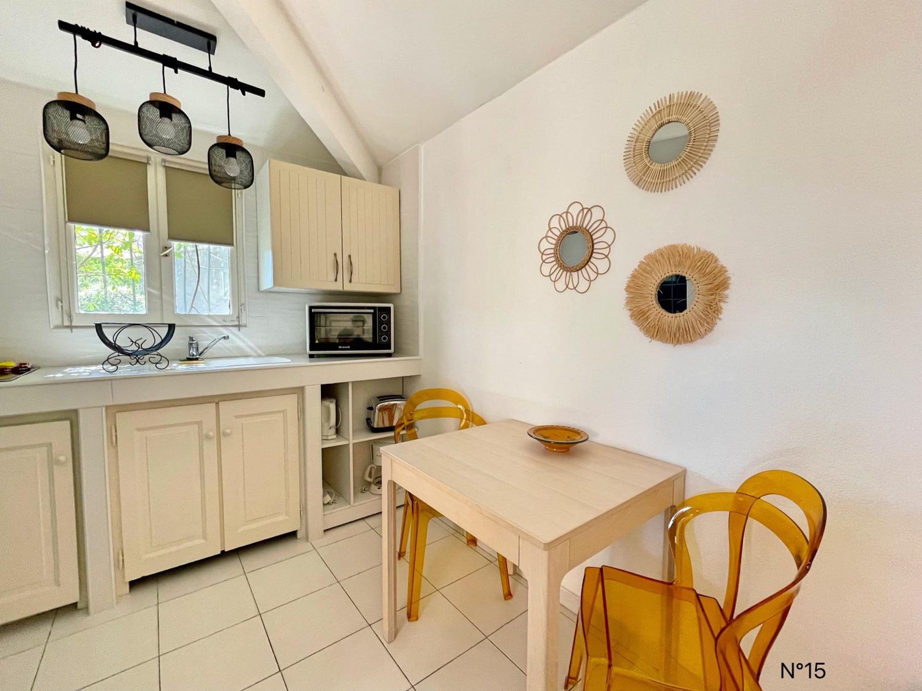 Studio (2 Adults)