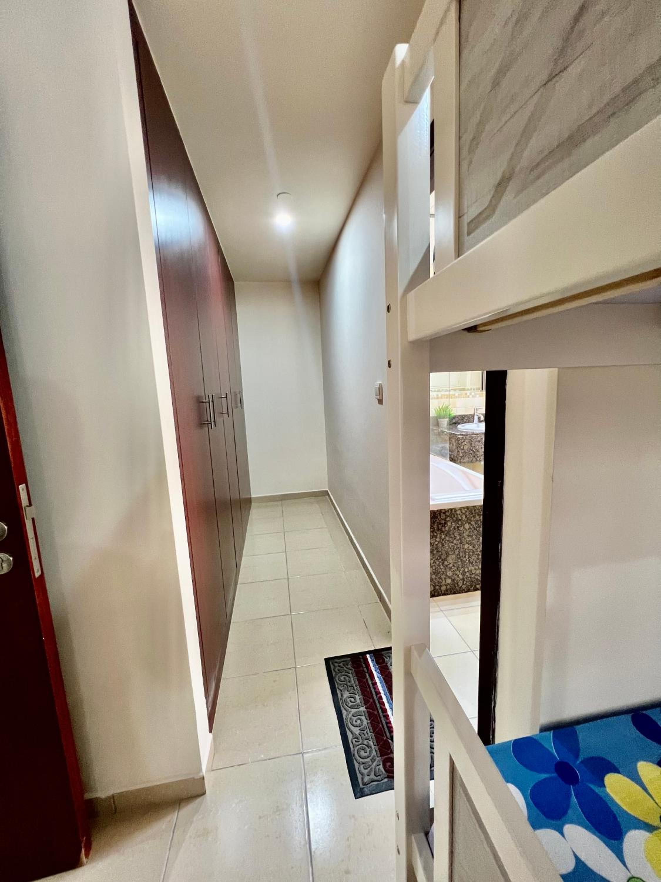 6-Bed Female Dormitory Room photo 1
