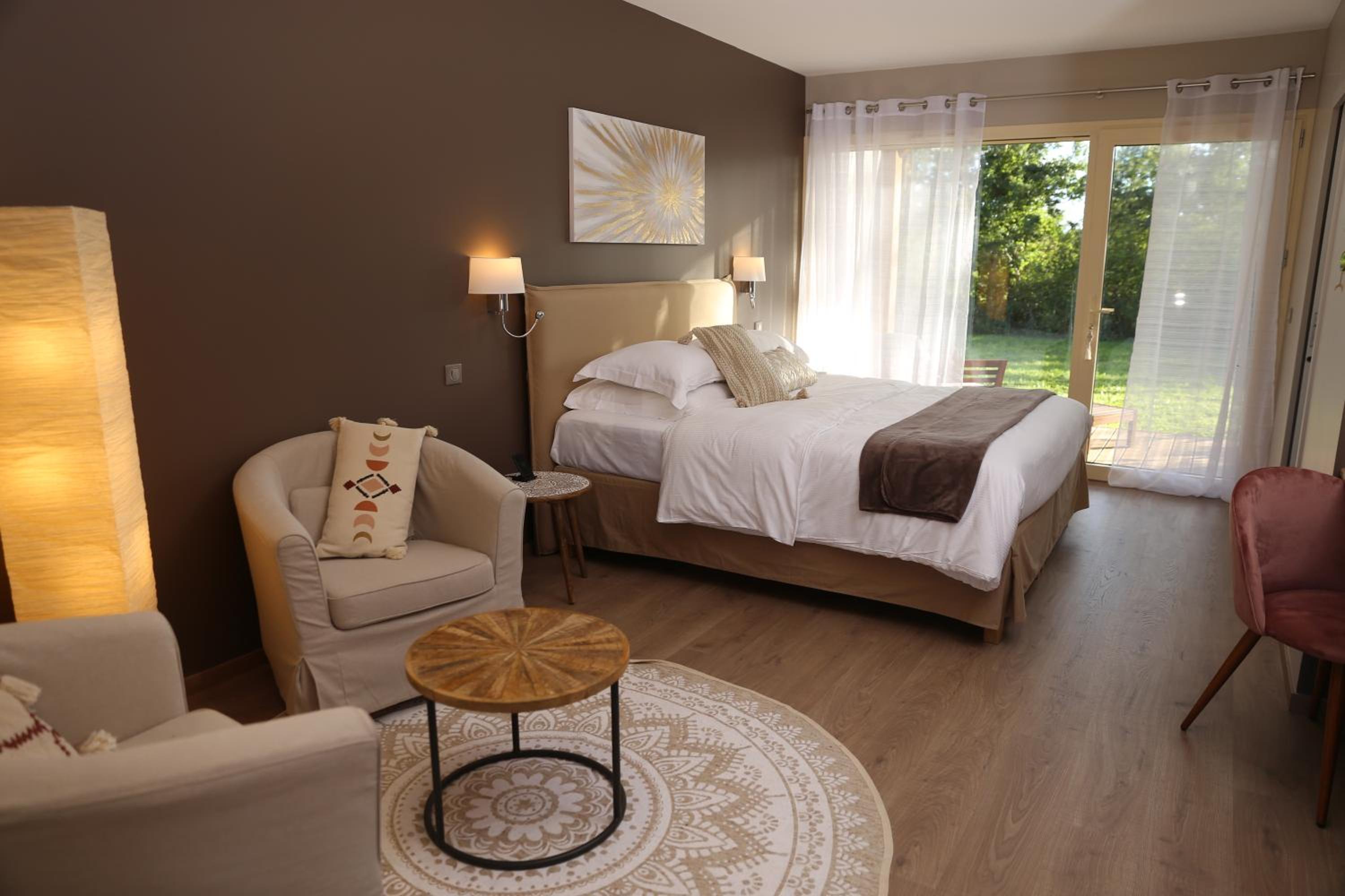 King Room with Garden View