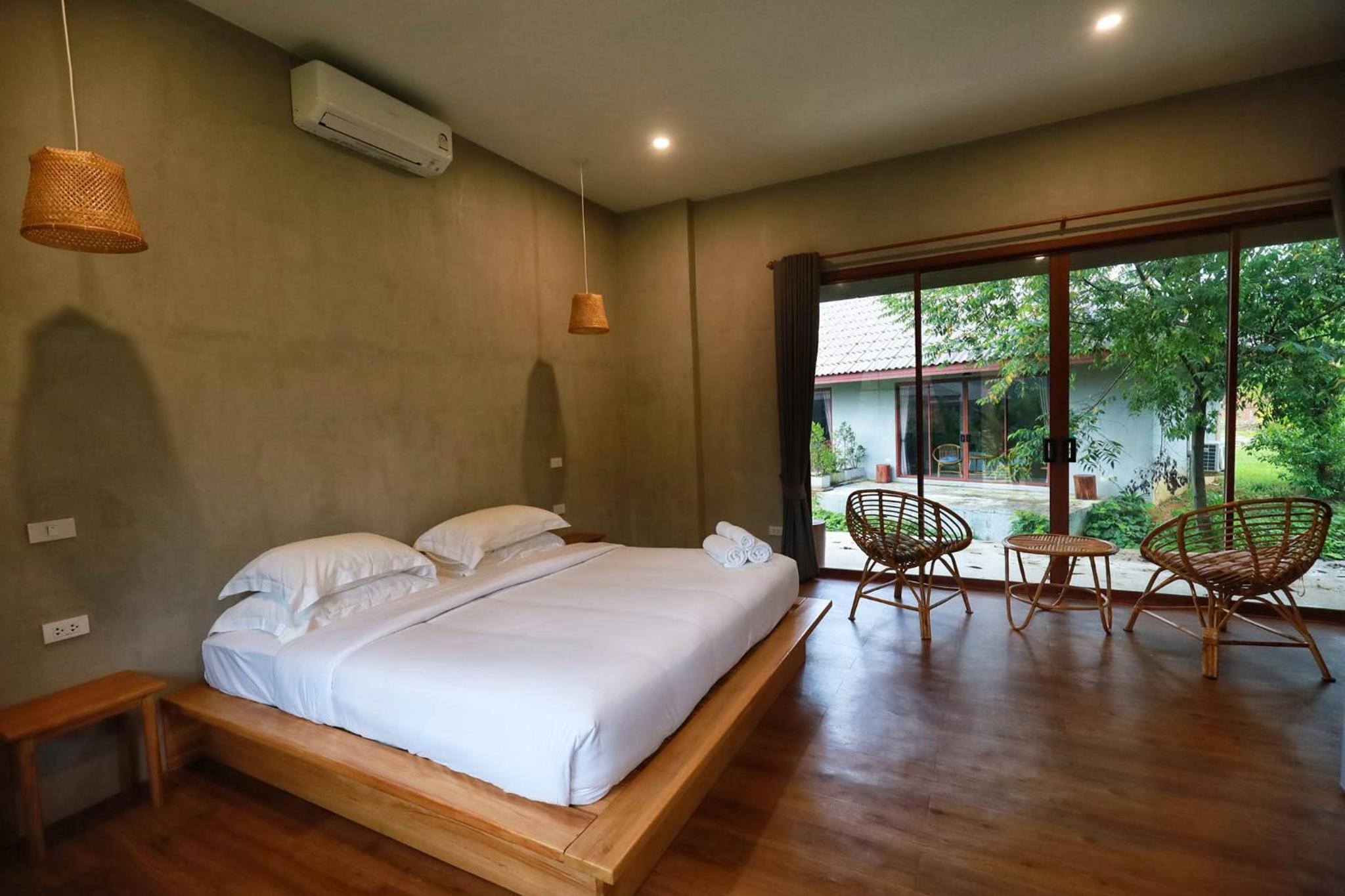 Double Room with Mountain View - Photo 1