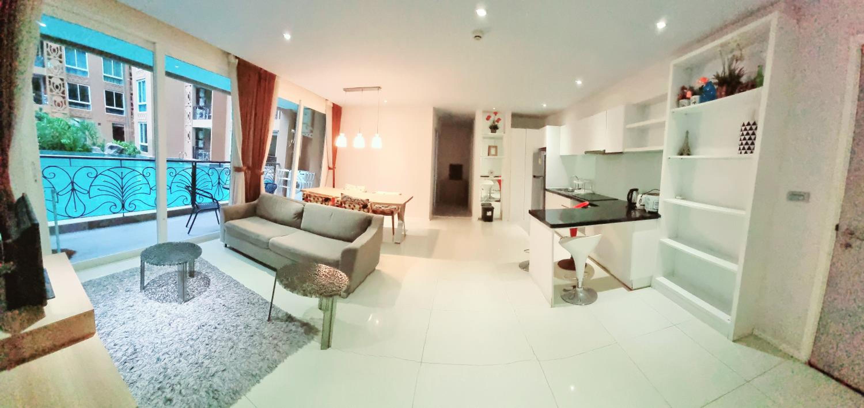 Two Bedroom Apartment with Pool Access
