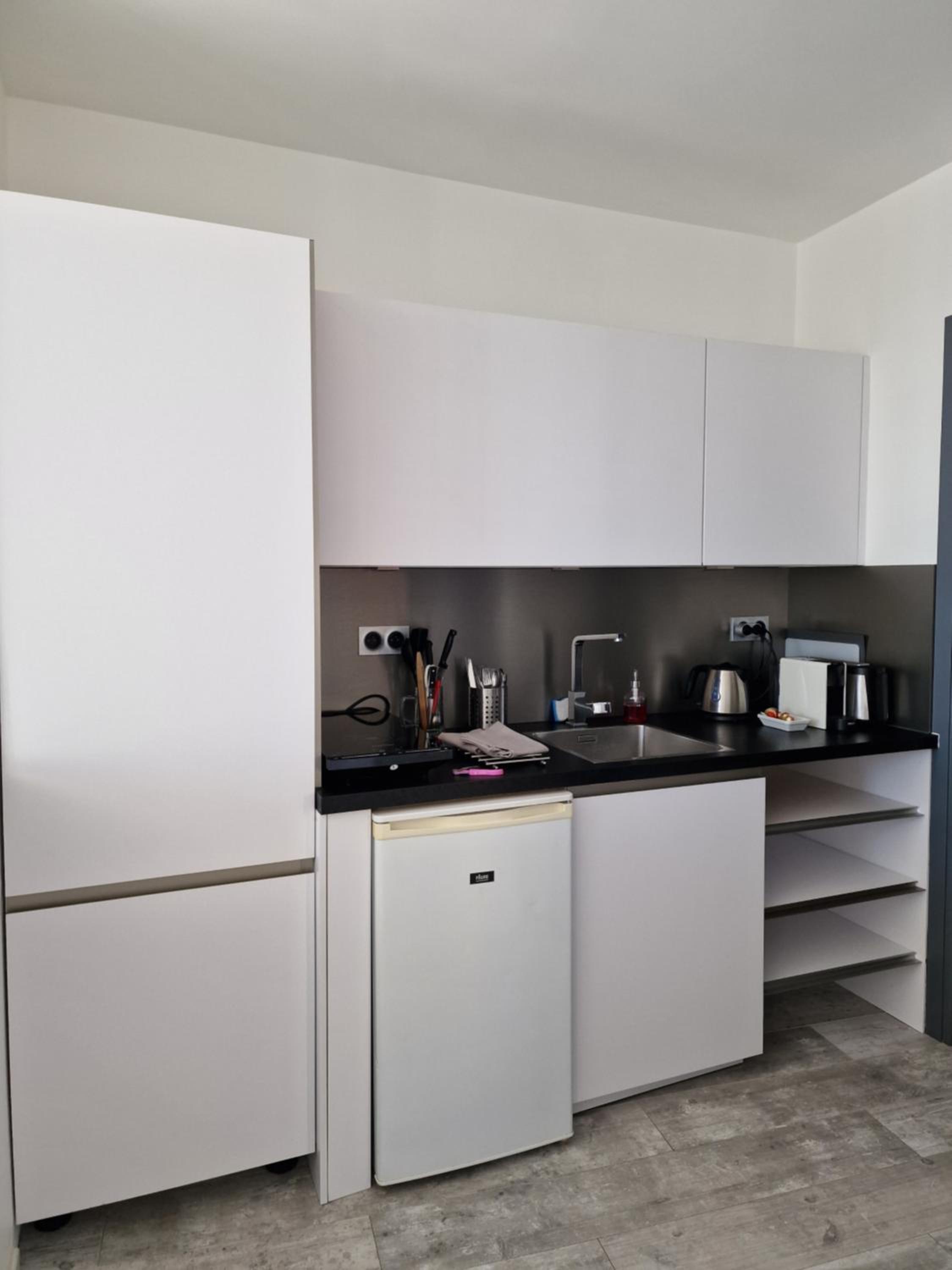 Studio with Sea View - Photo 4