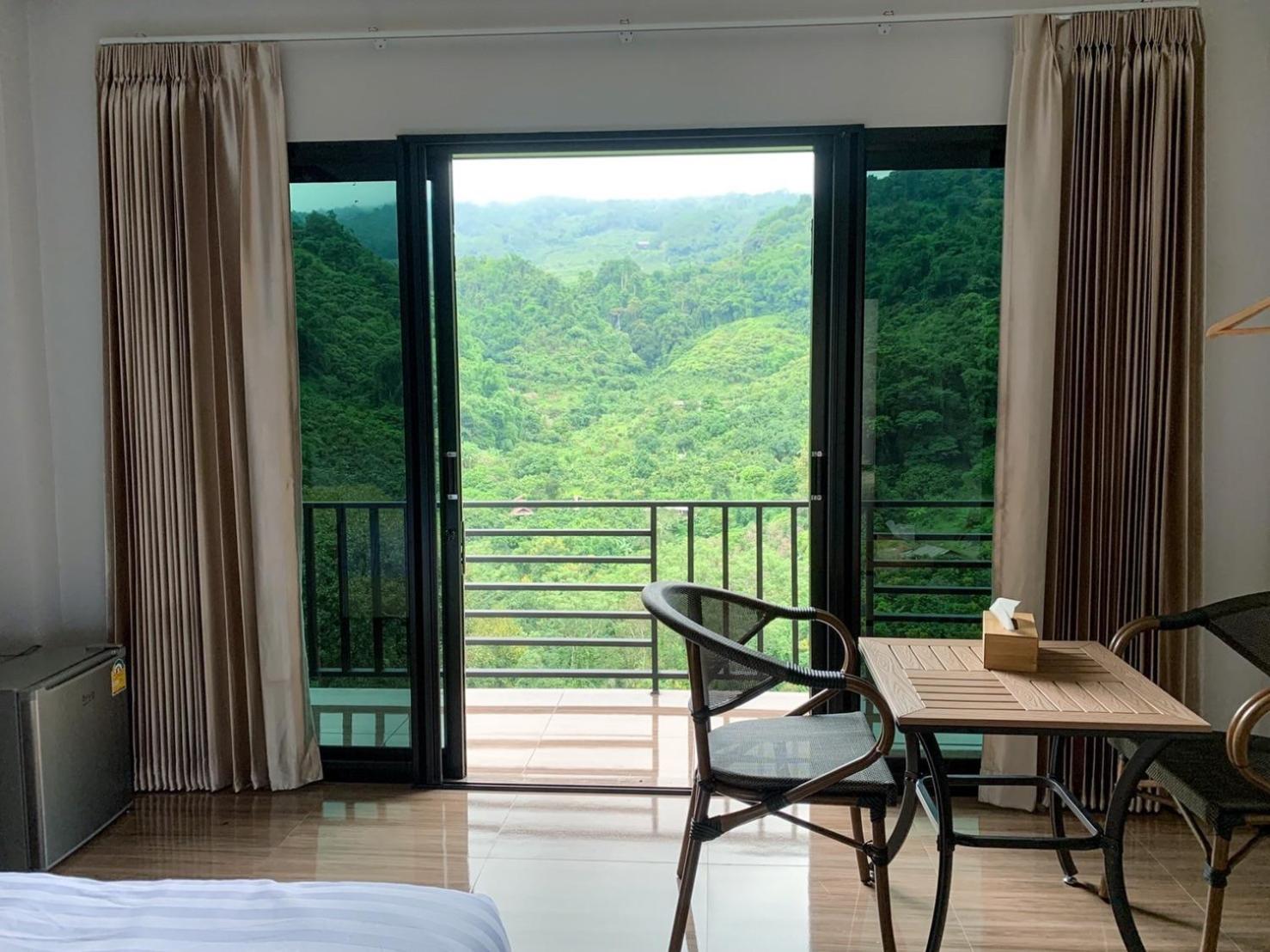 Double Room - Photo 7
