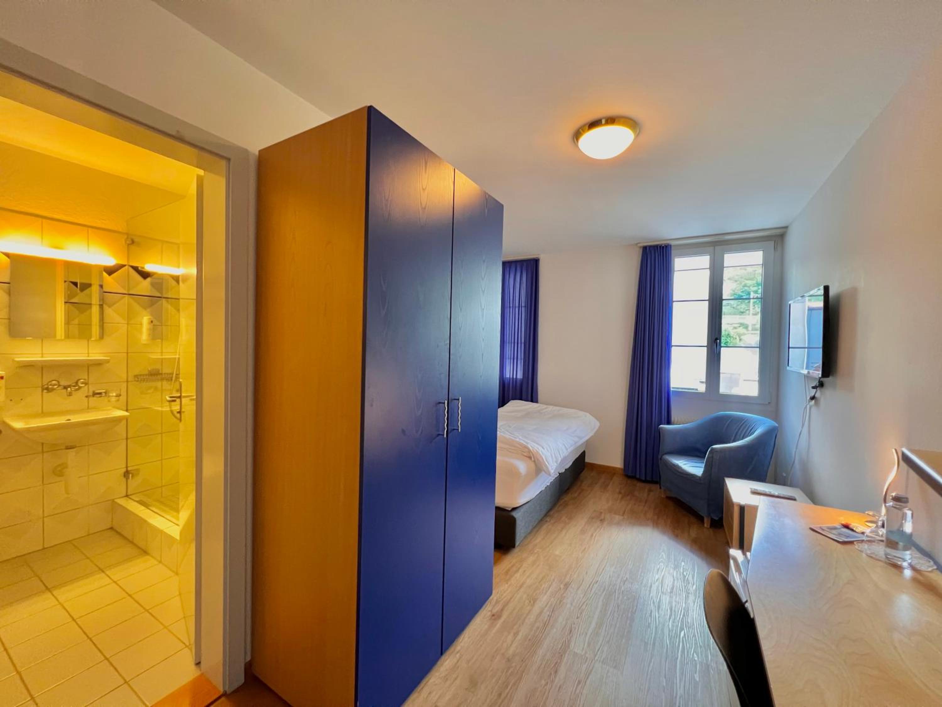 Deluxe Suite photo 3