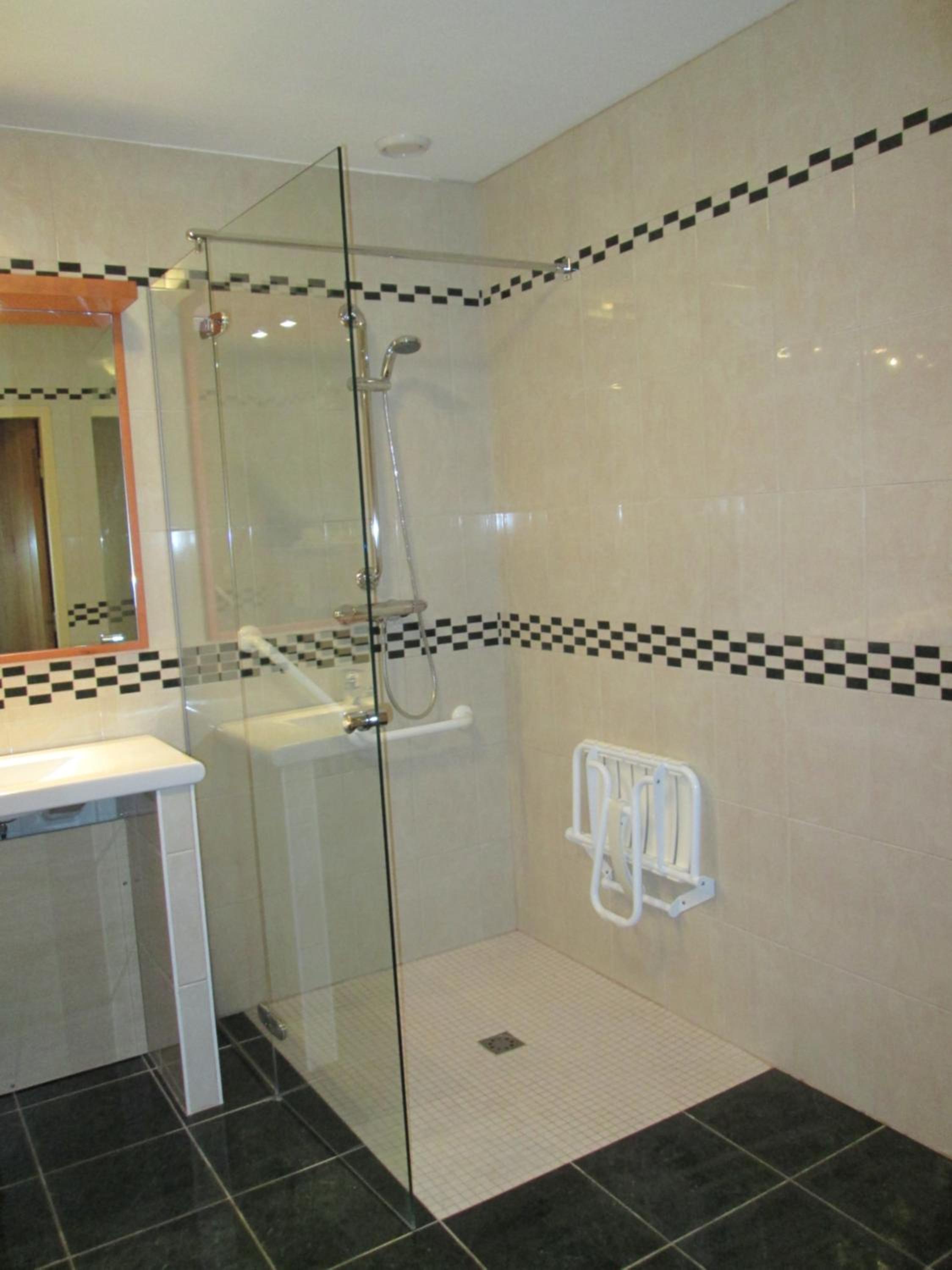Double Room - Disability Access - Photo 2