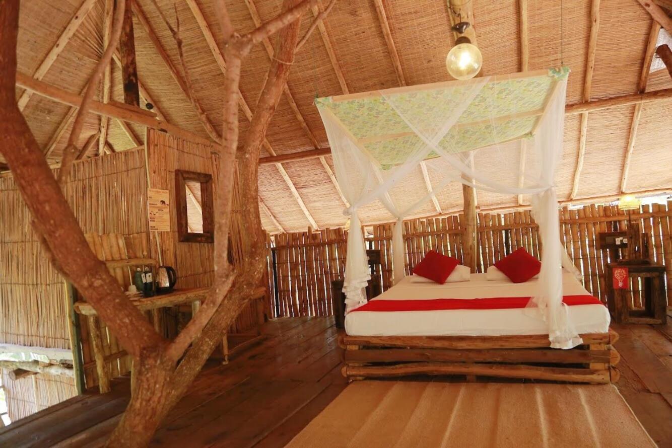 King Room with Balcony