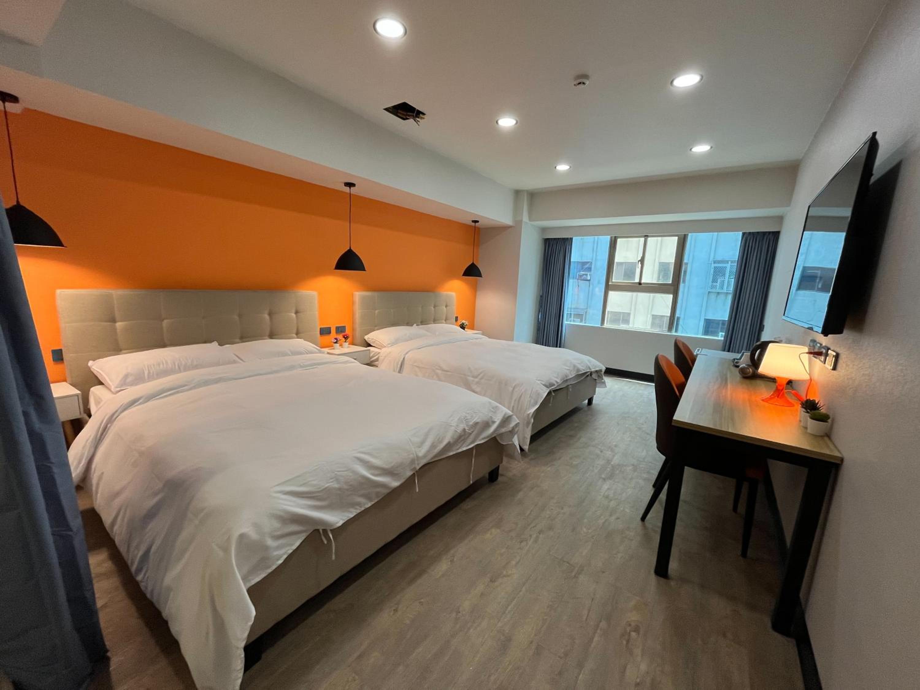 Deluxe Quadruple Room